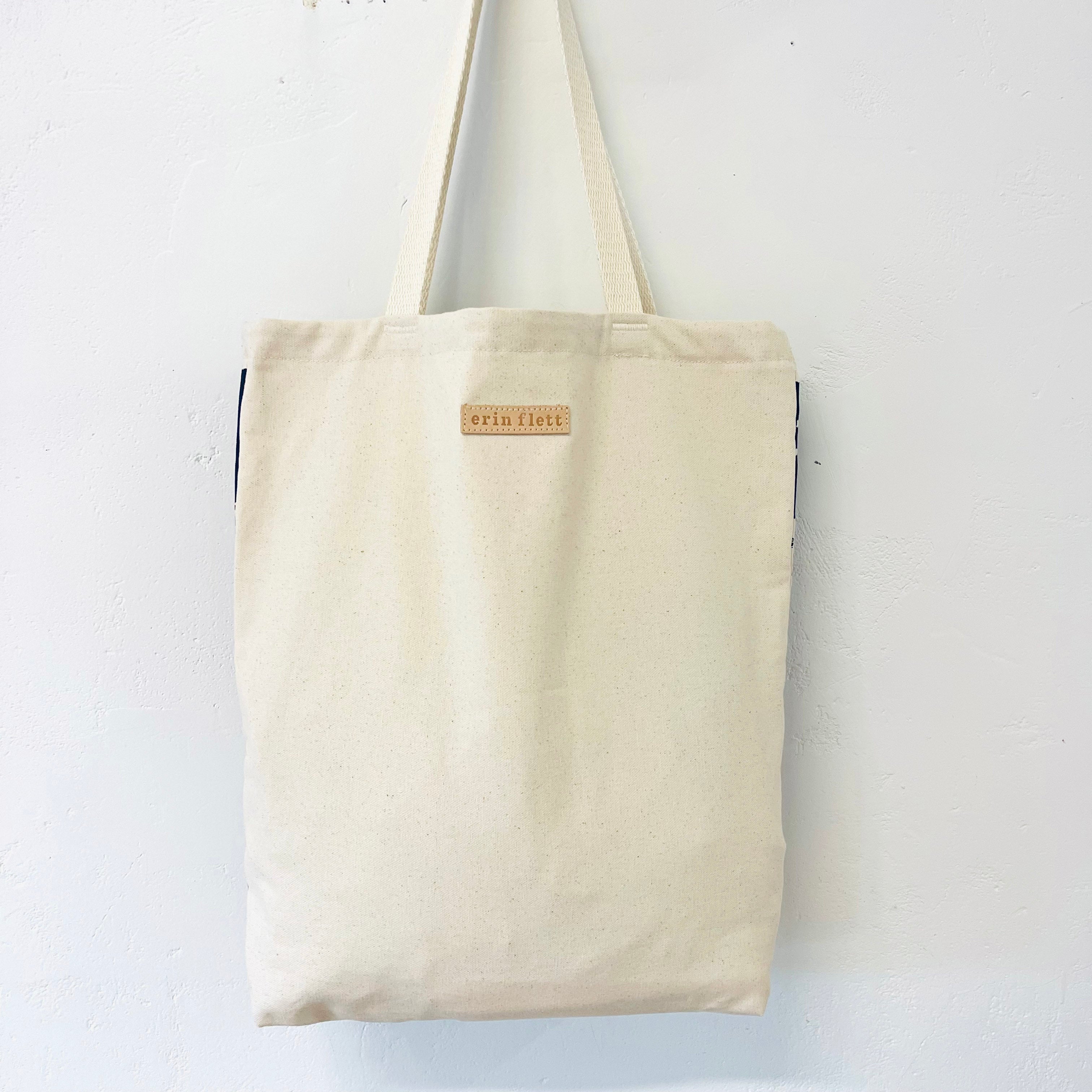 FARMHOUSE TOILE WINTER CARRY ALL