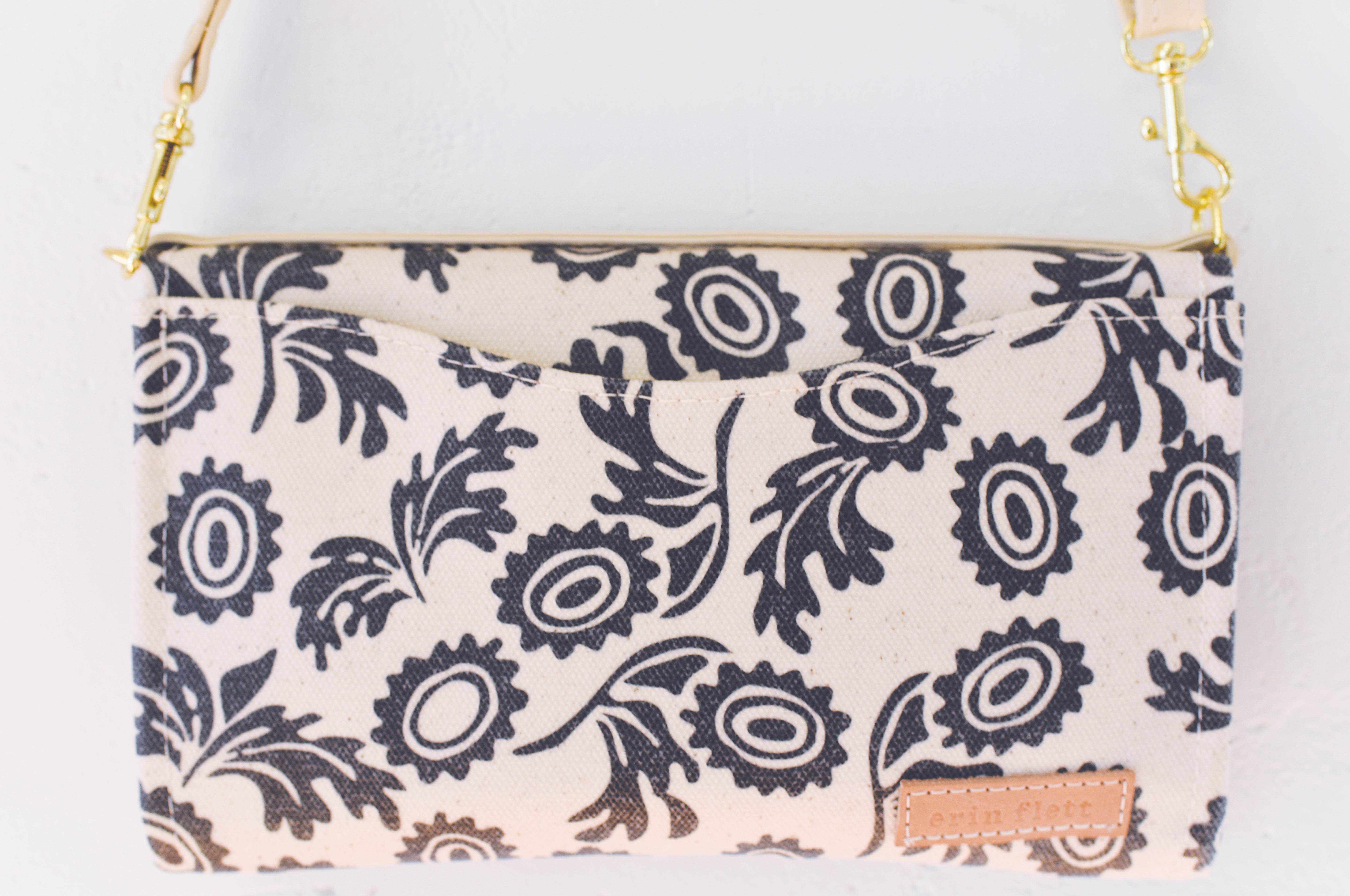THE ARYANA WALLFLOWER PRINT