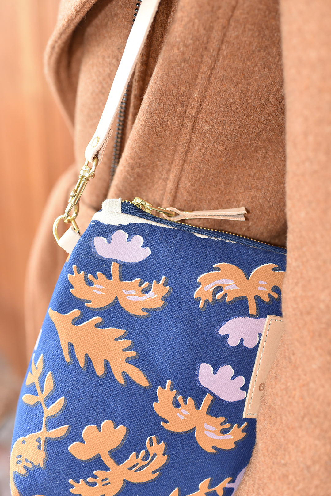 Oak Rose Jen Bag