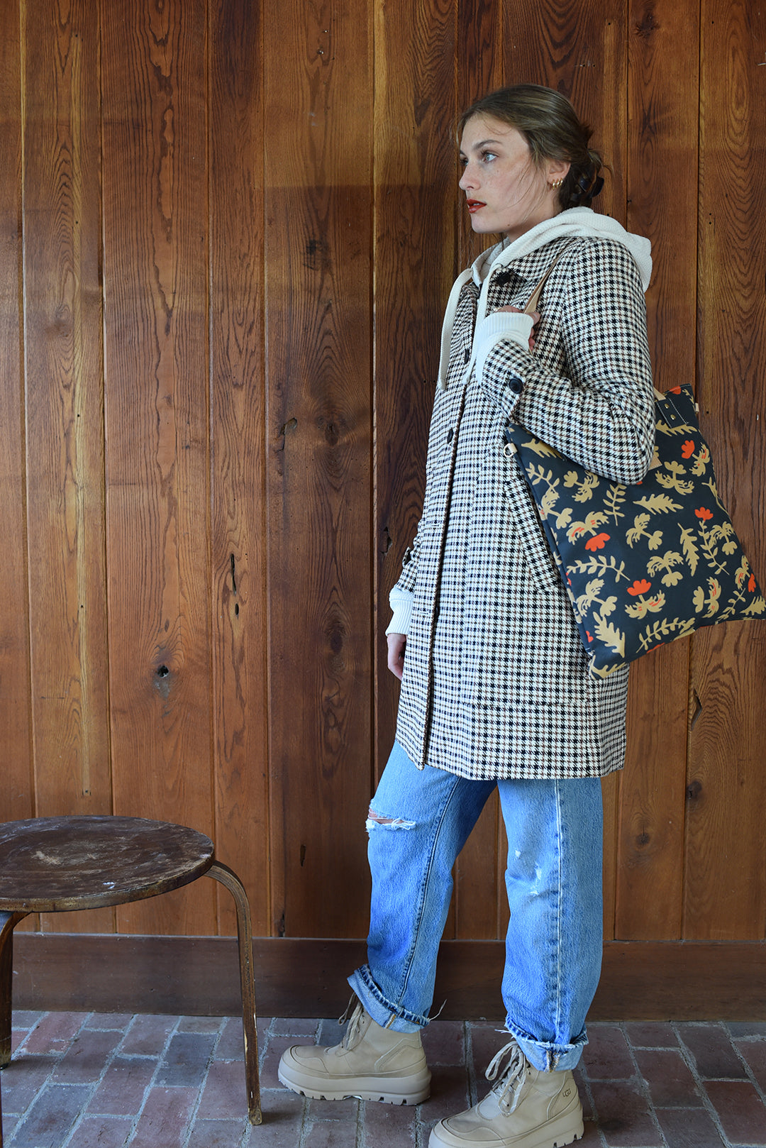 Oak Rose Mod Tote