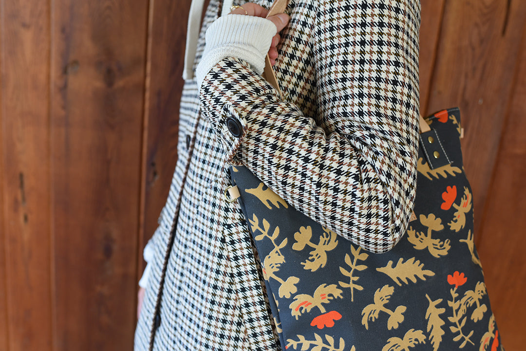 Oak Rose Mod Tote