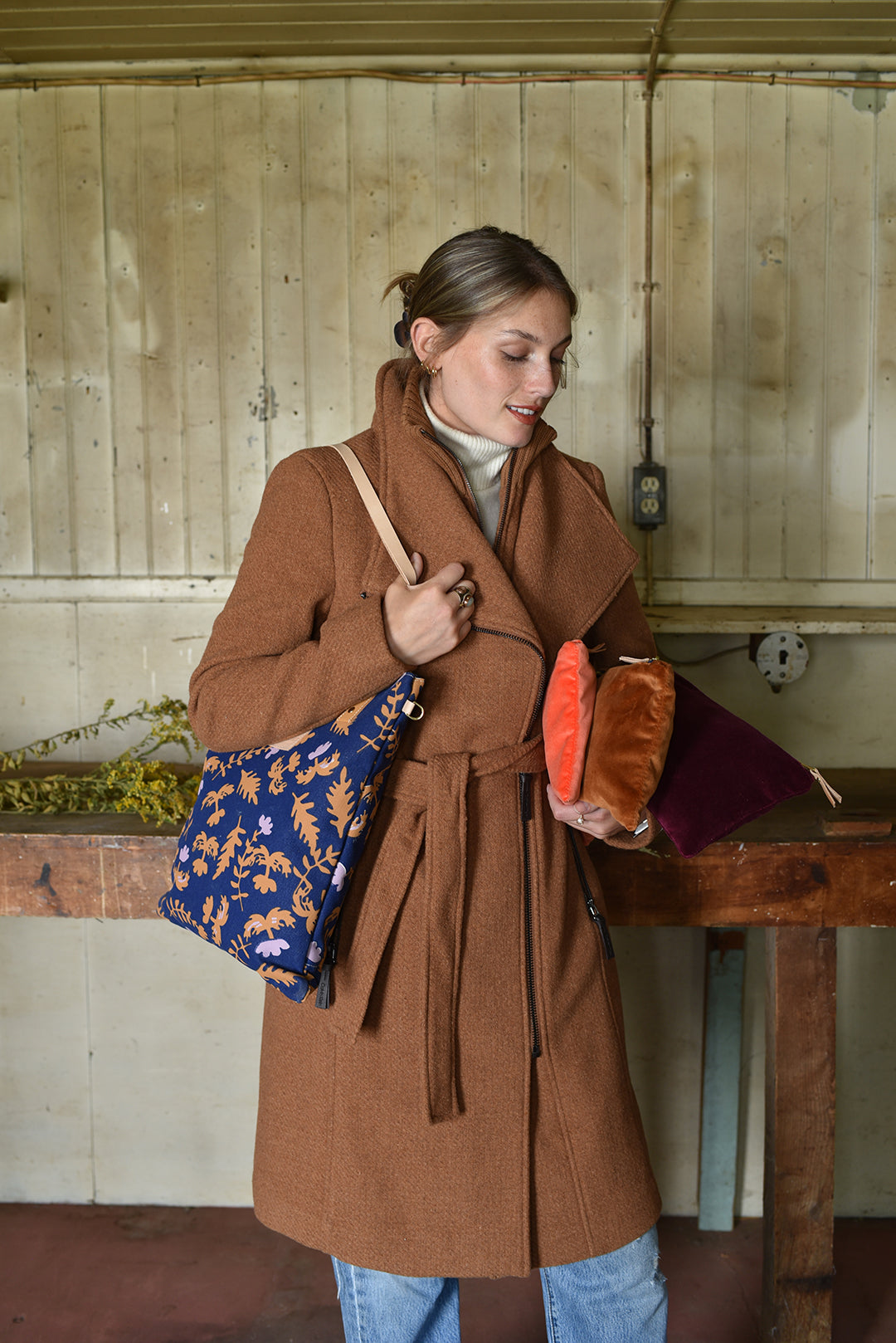 Oak Rose Mod Tote