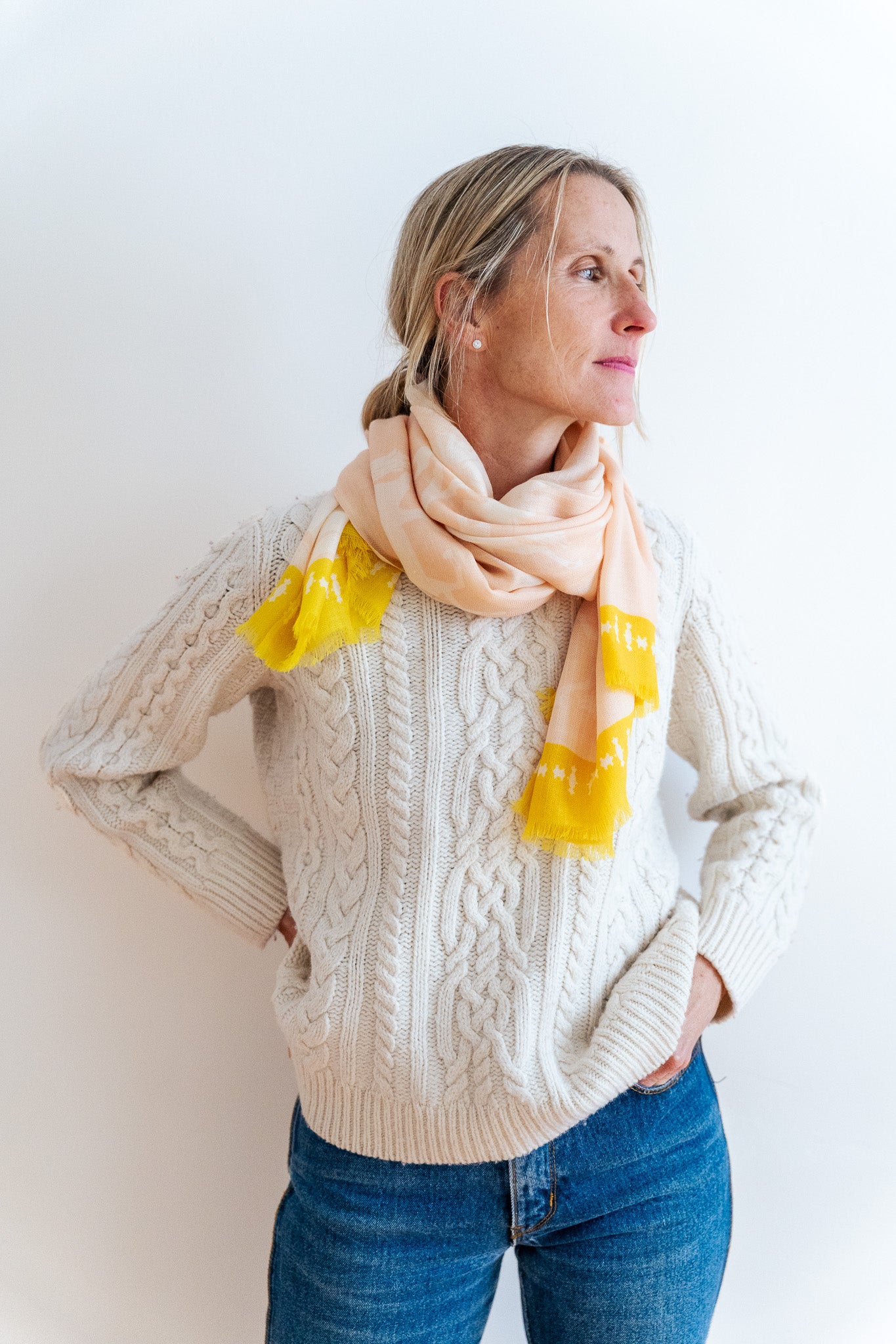 100% WOOL NATURAL LORTON TROTTING SCARF + GIFT BOX