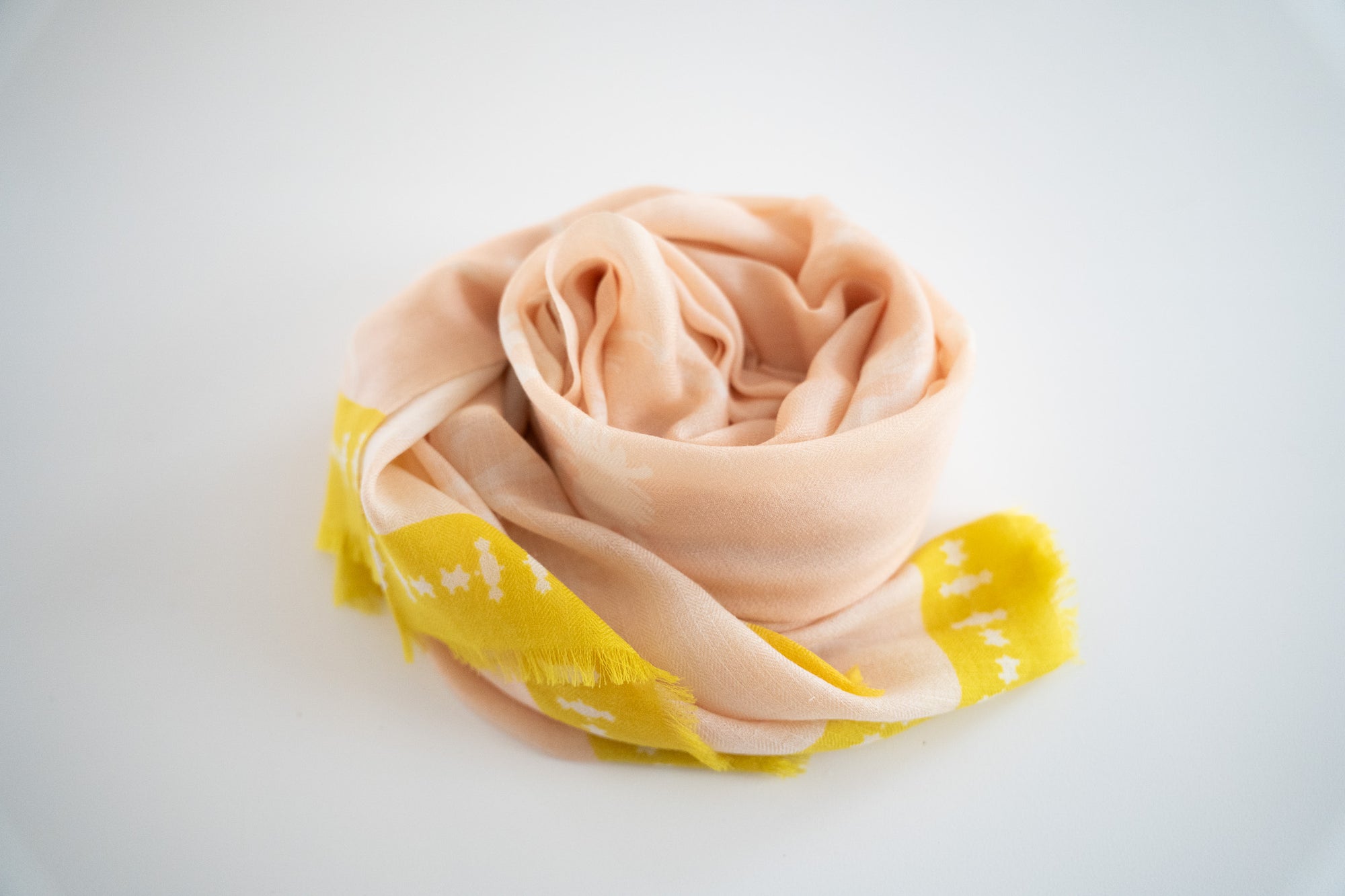 100% WOOL NATURAL LORTON TROTTING SCARF + GIFT BOX