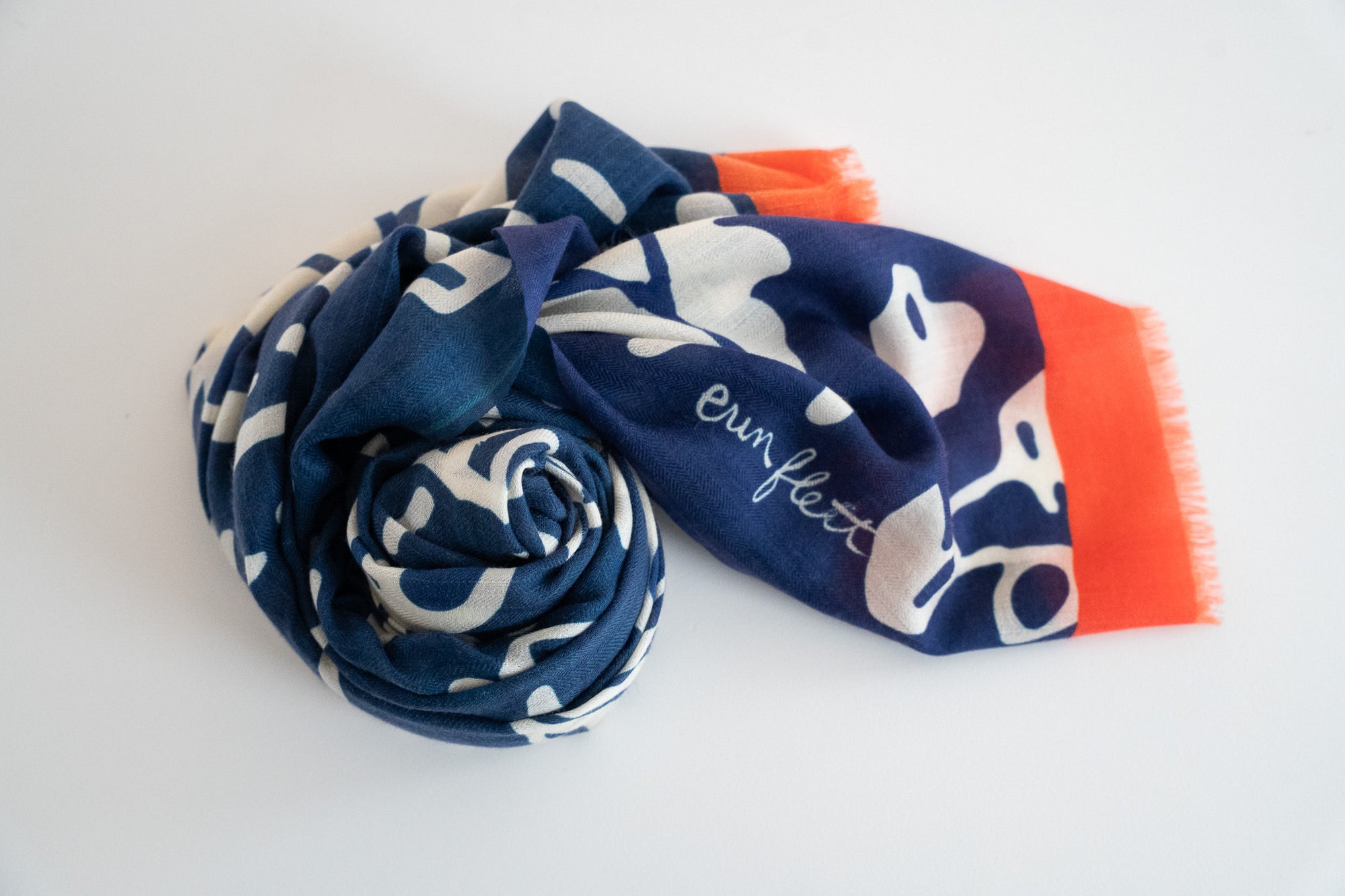 100% WOOL NAVY + RED CRANE SCARF + GIFT BOX