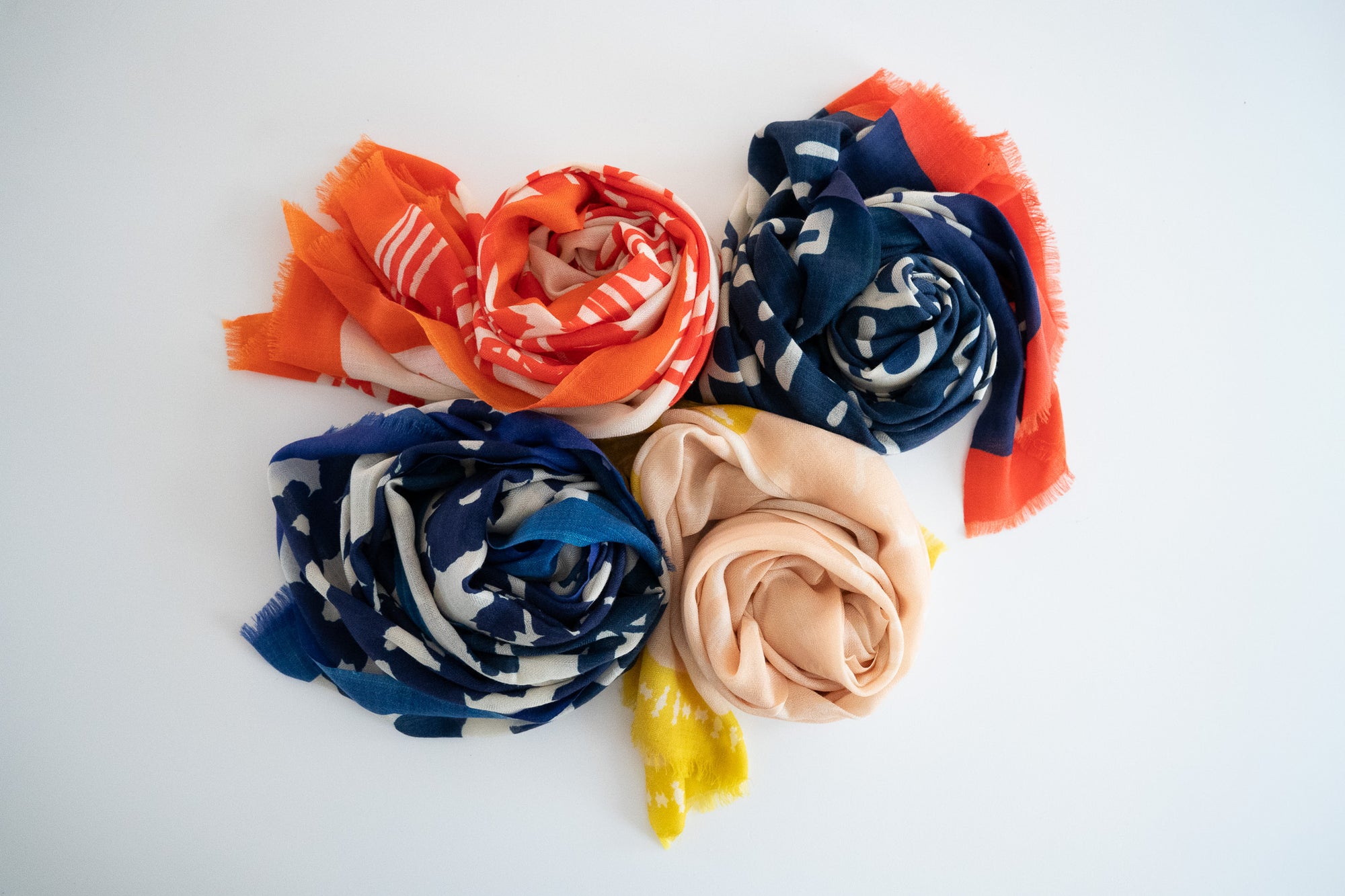 100% WOOL NAVY + ROYAL ANITA SCARF + GIFT BOX