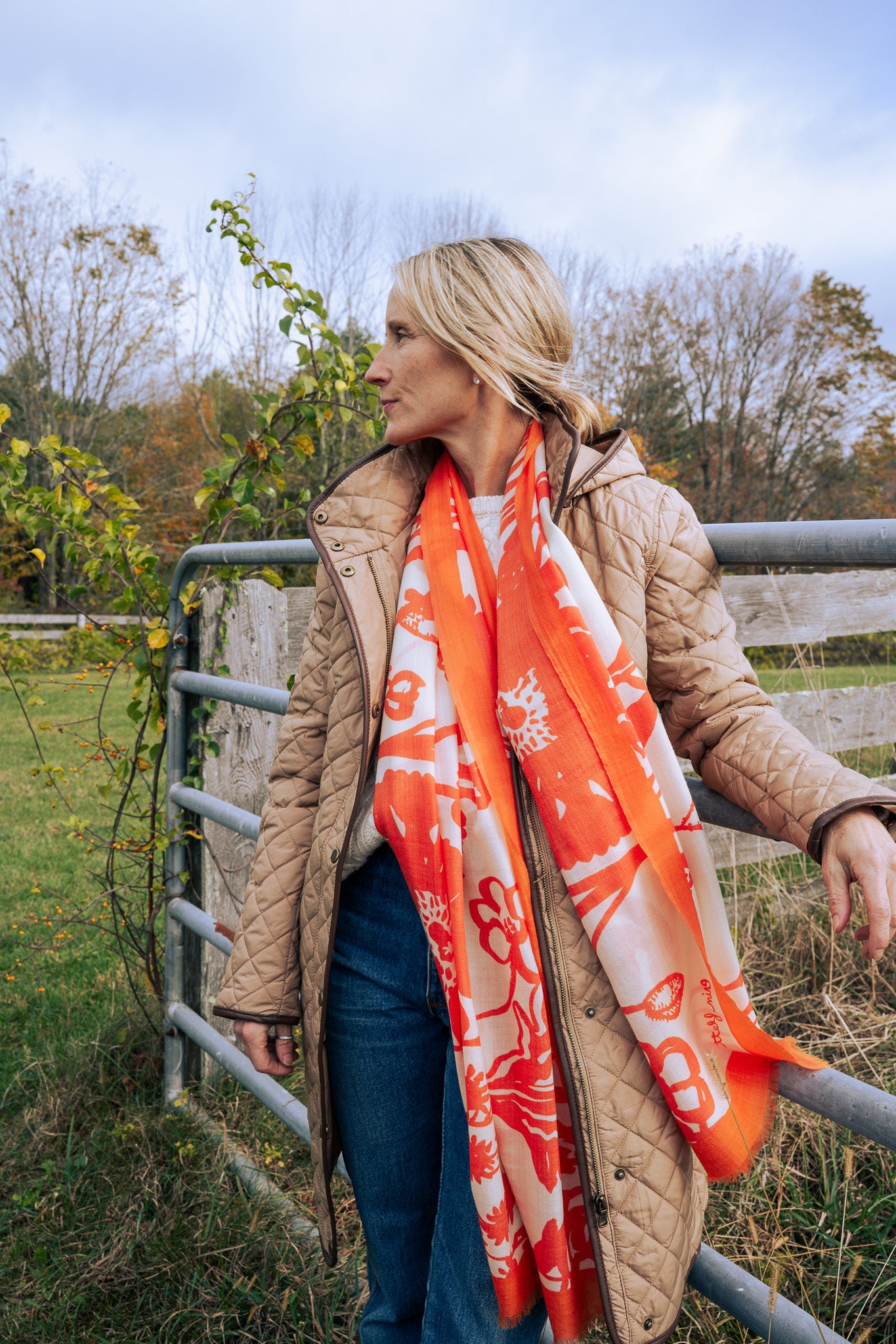 100% WOOL ORANGE FLAGGY MEADOW SCARF + GIFT BOX