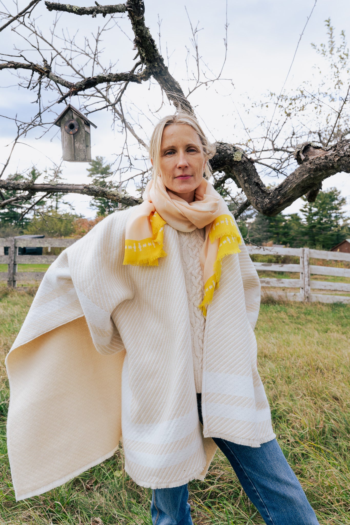 100% WOOL NATURAL LORTON TROTTING SCARF + GIFT BOX