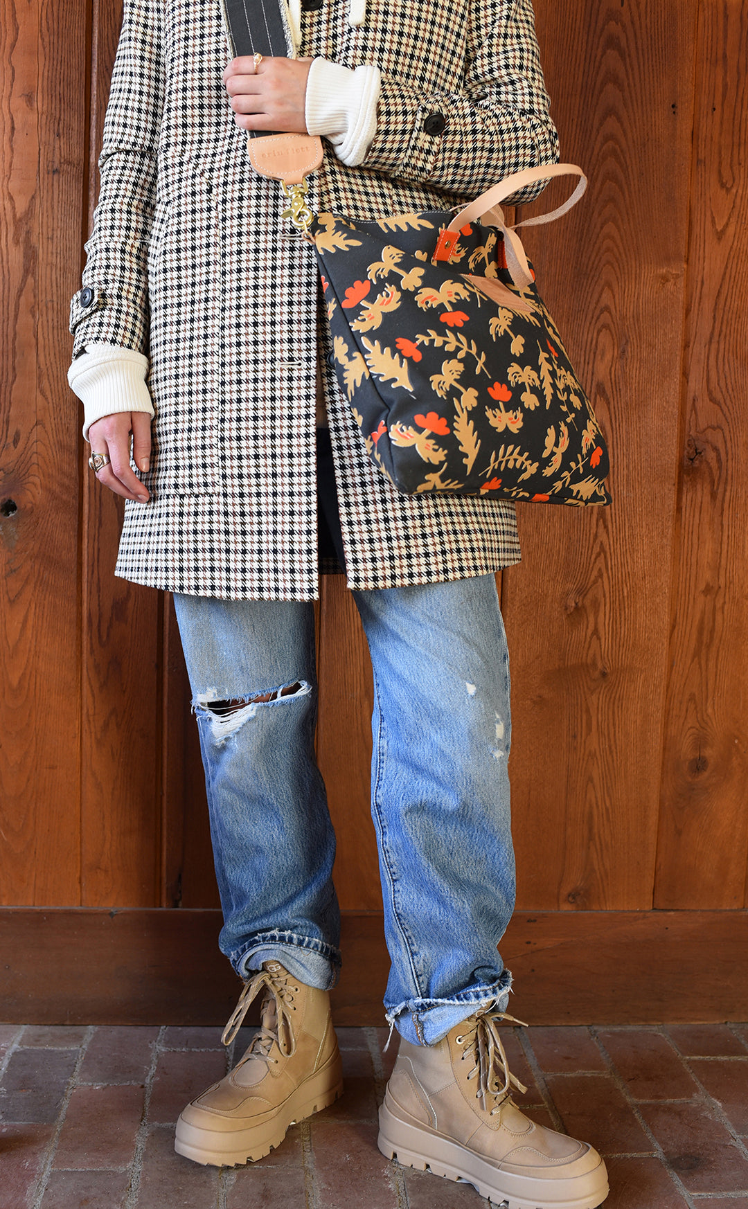 Oak Rose Folder Bag