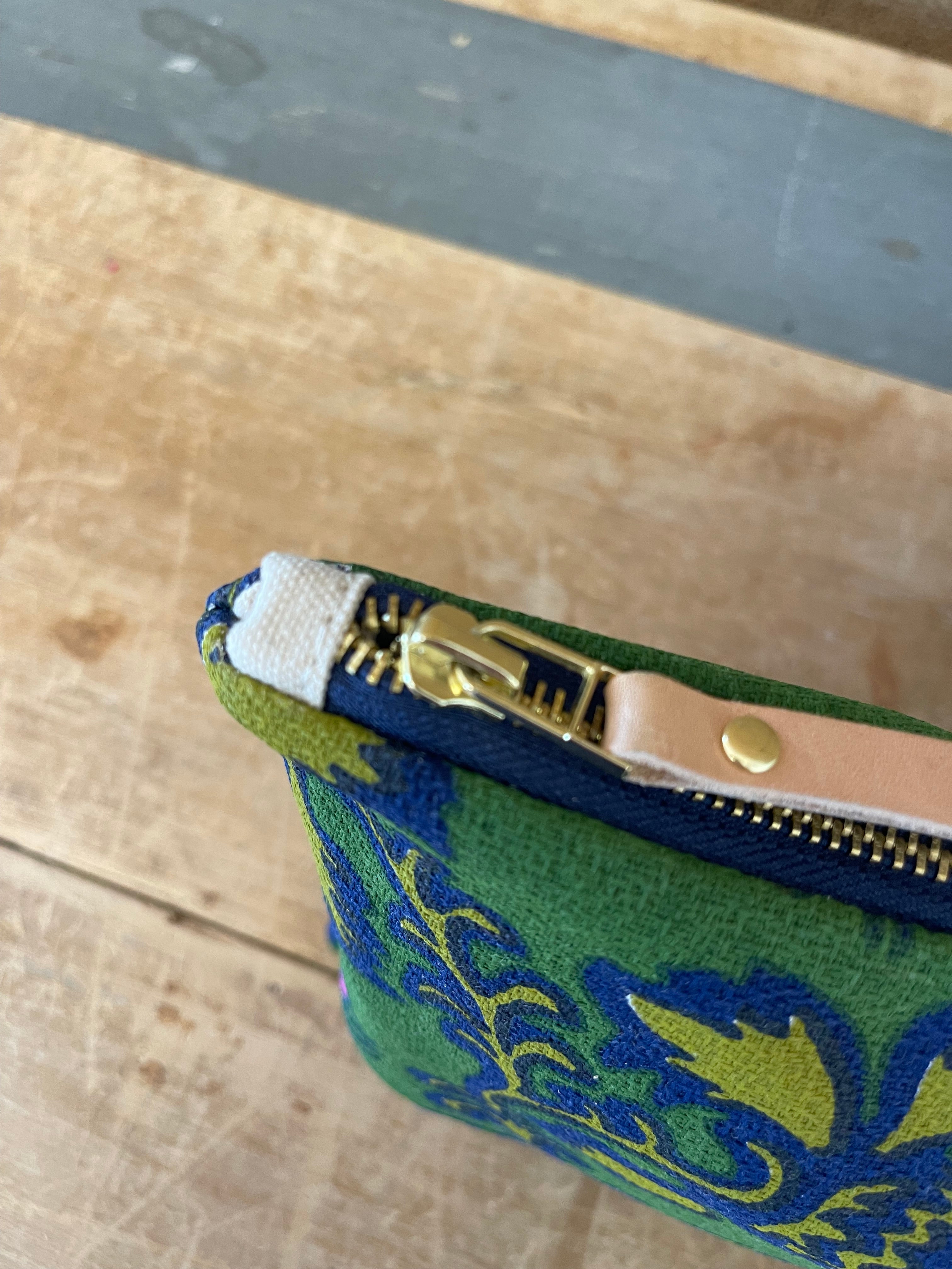 Olive Venus Clutch