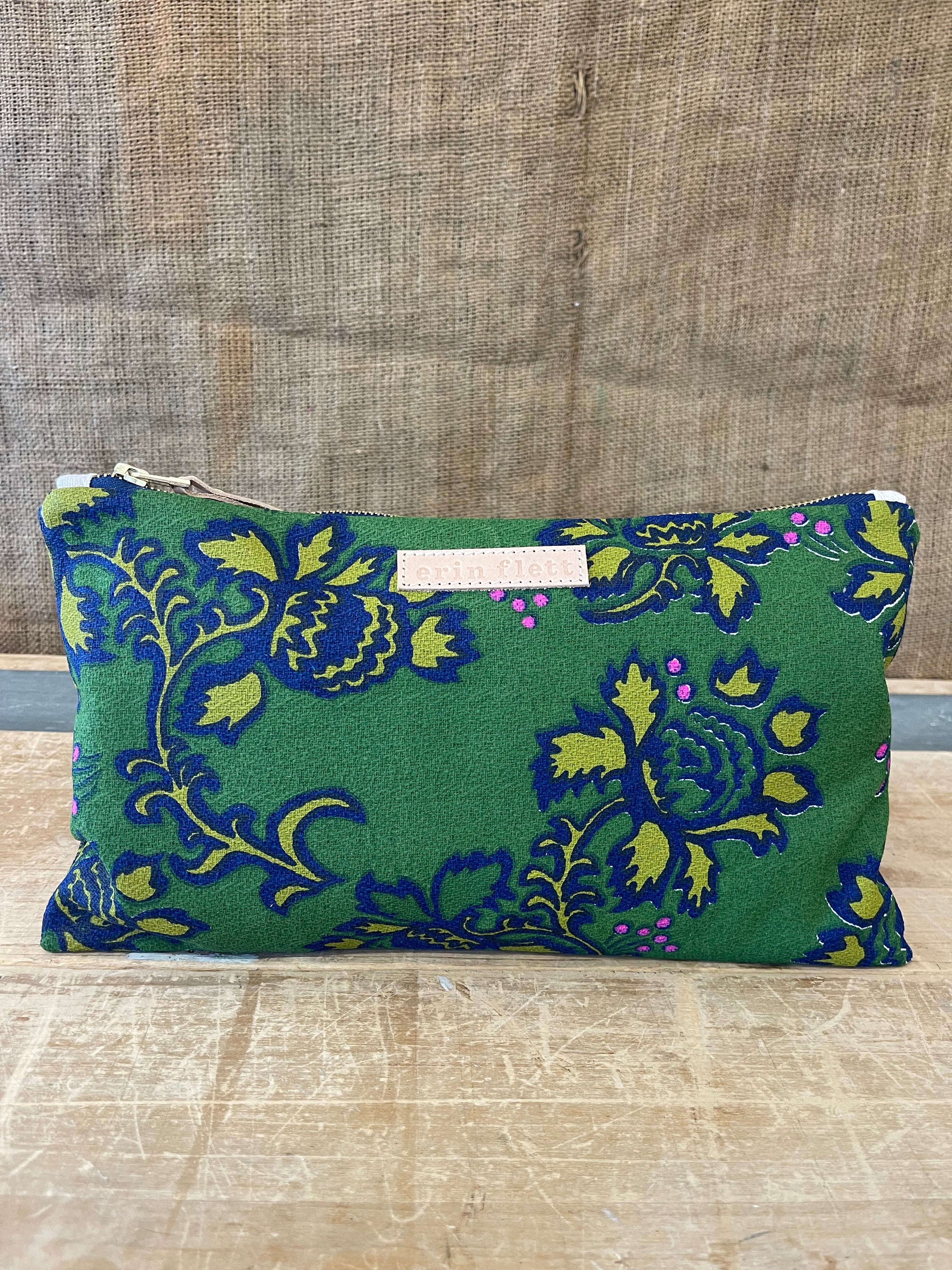Olive Venus Clutch