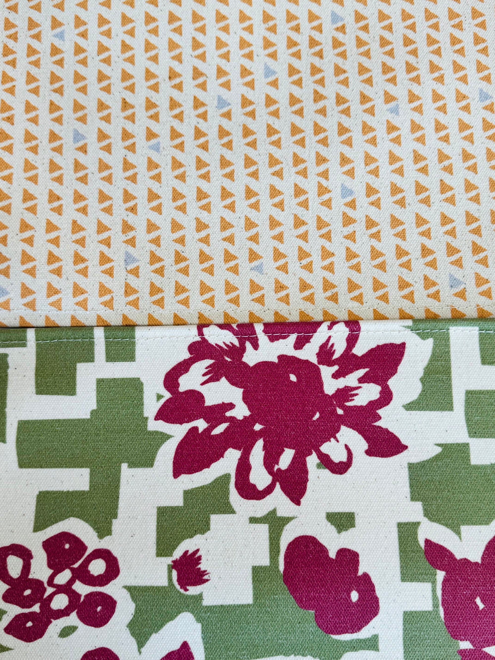 SET OF 4 PLACEMATS - SAND + GRAY TRIANGLES
