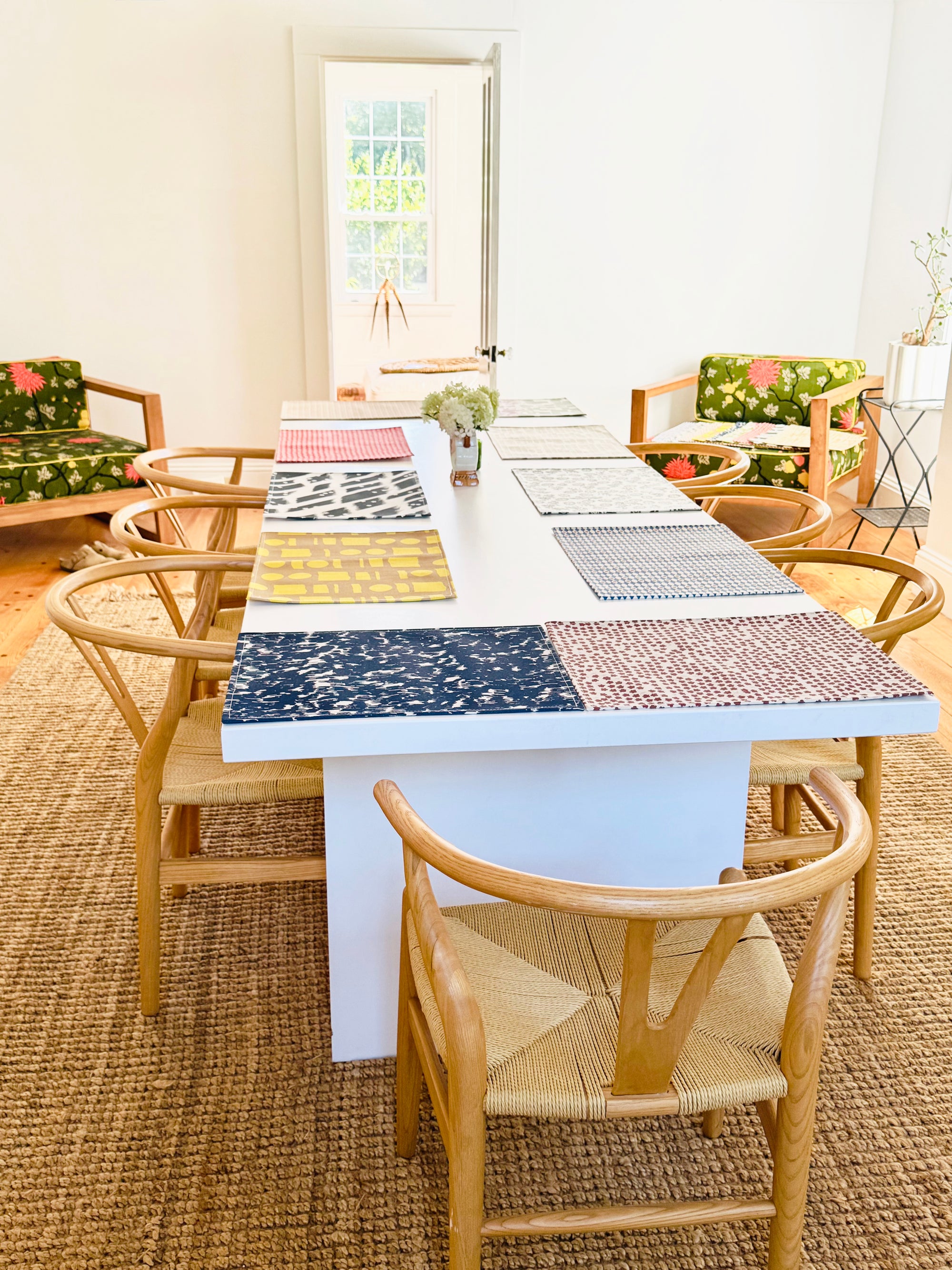 SET OF 4 PLACEMATS - RED TRIANGLES