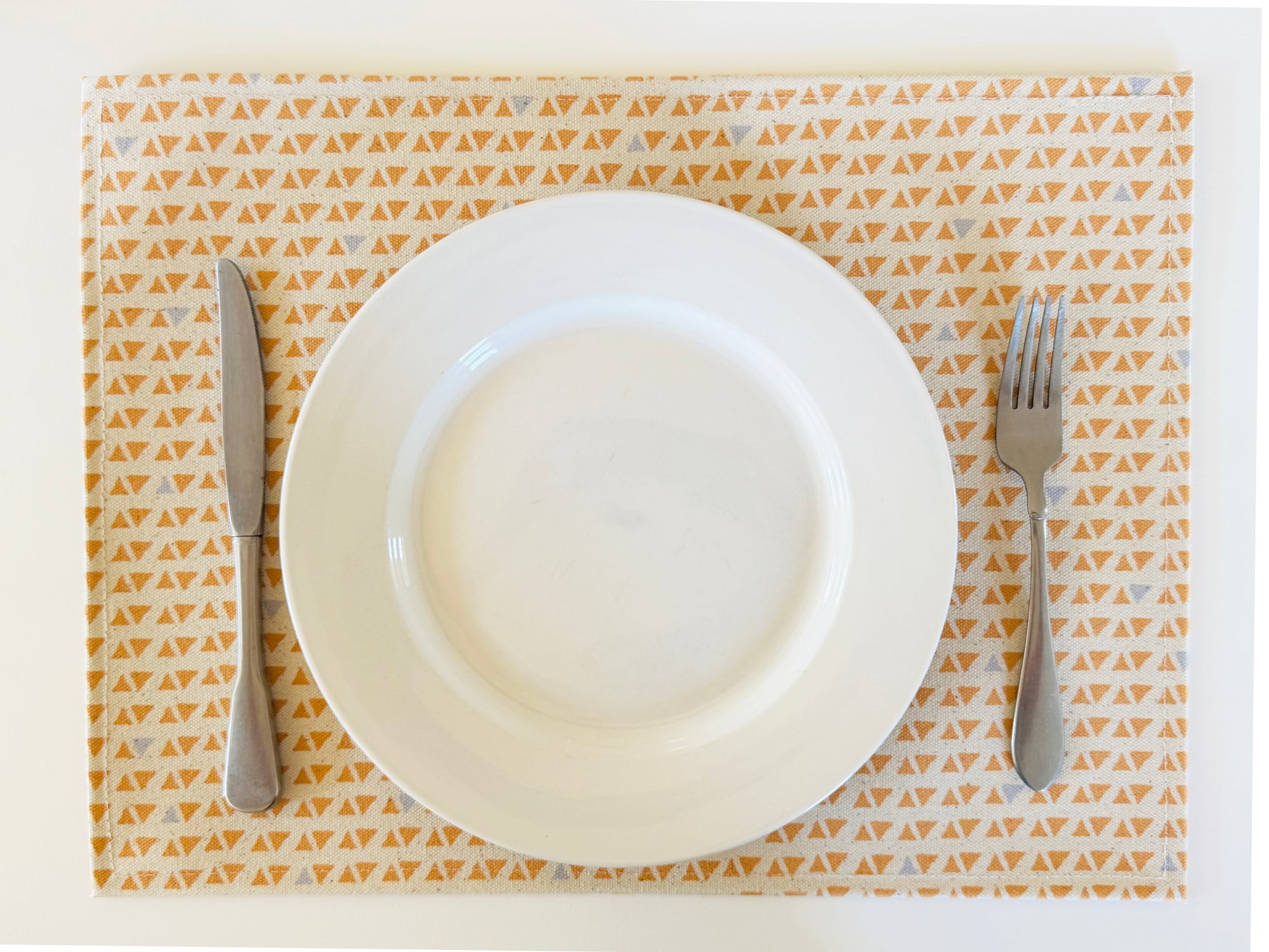SET OF 4 PLACEMATS - SAND + GRAY TRIANGLES