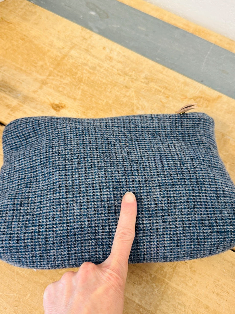 Vintage Laura Wool Pouch - Blue Tweed2