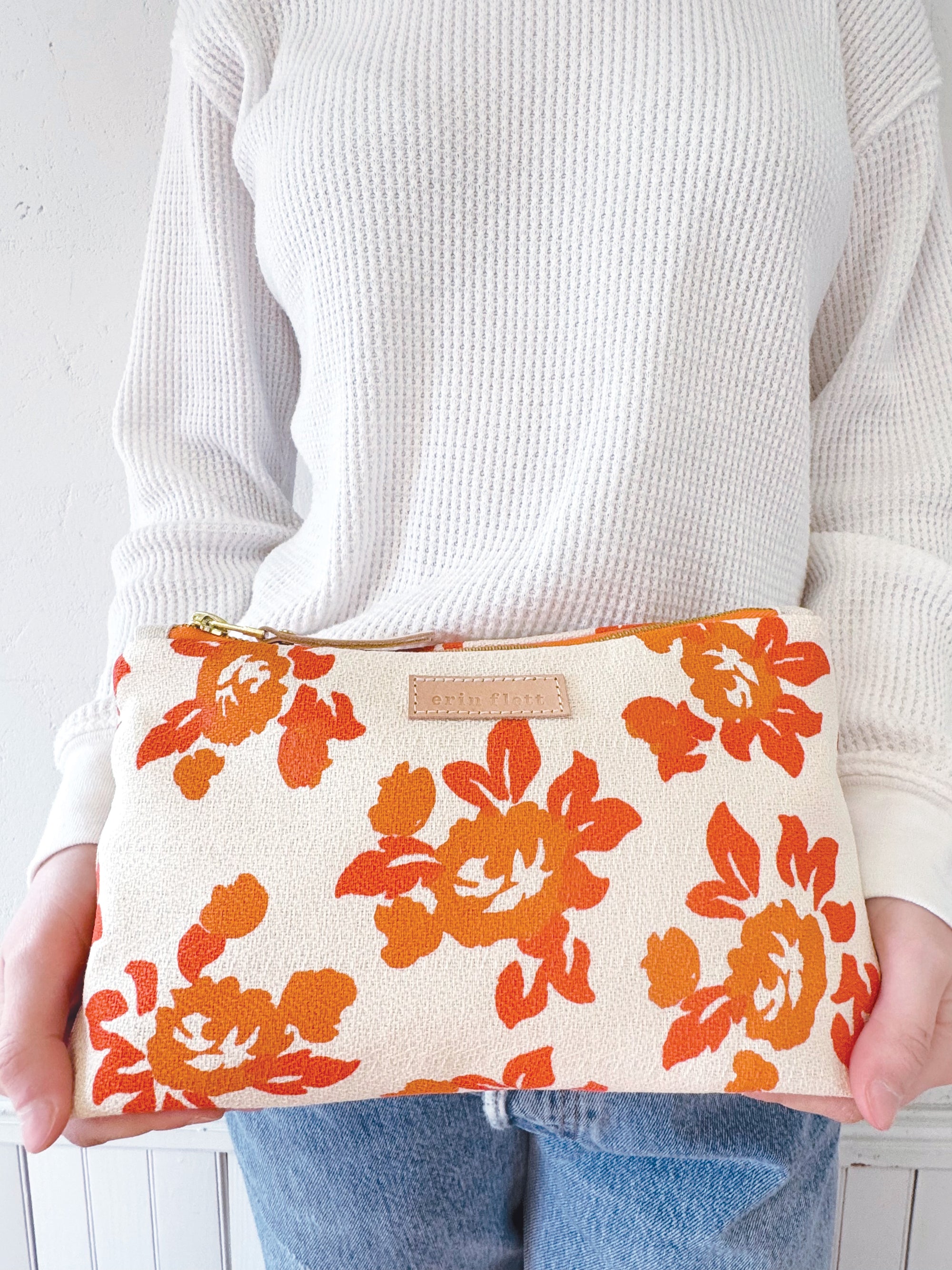 Laura Pouch