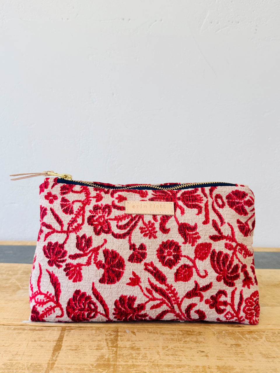 Vintage Laura Pouch - French Nubby Cotton Linen + Erin Flett Print inside