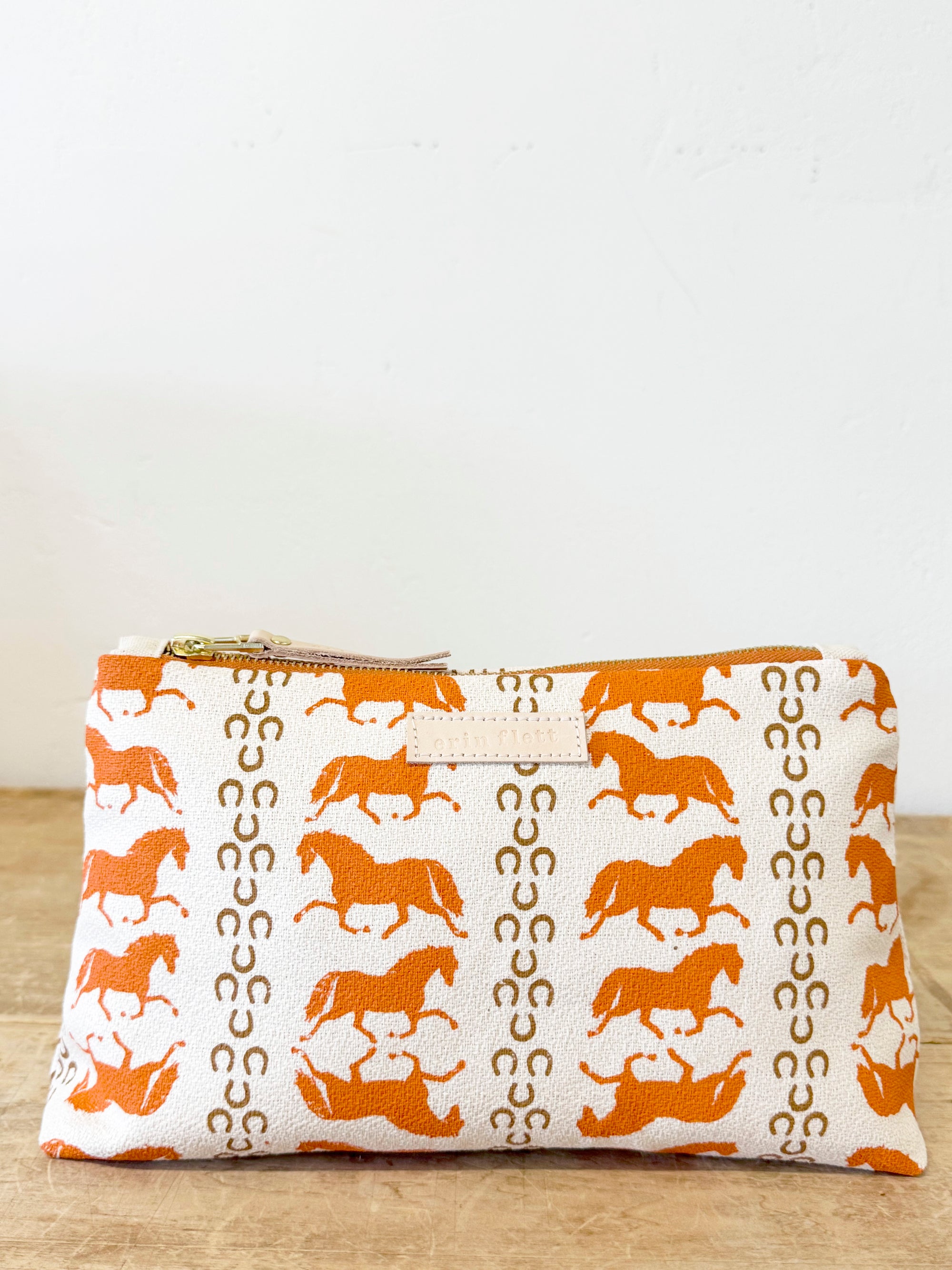 Laura Pouch