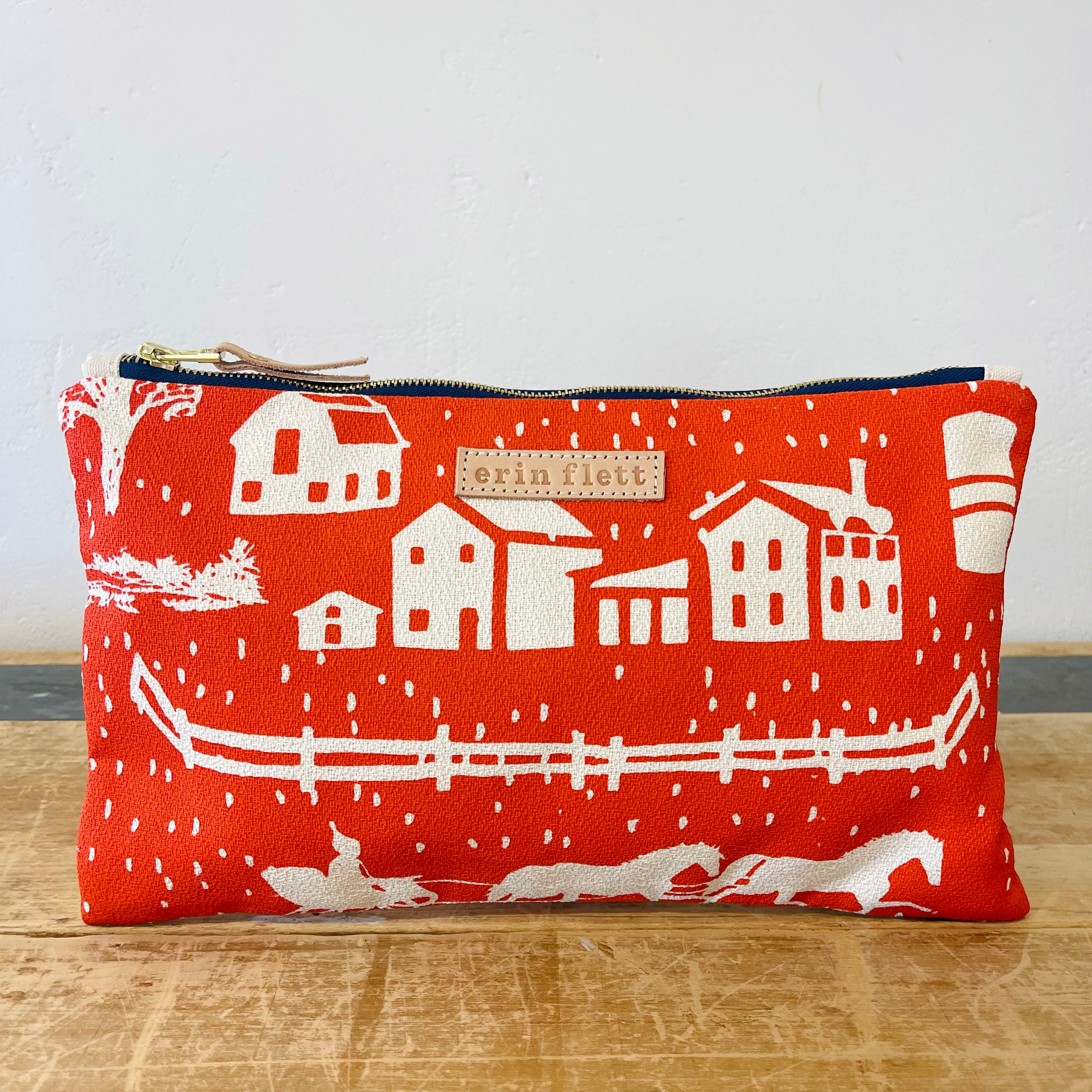 FARMHOUSE TOILE WINTER CLUTCH