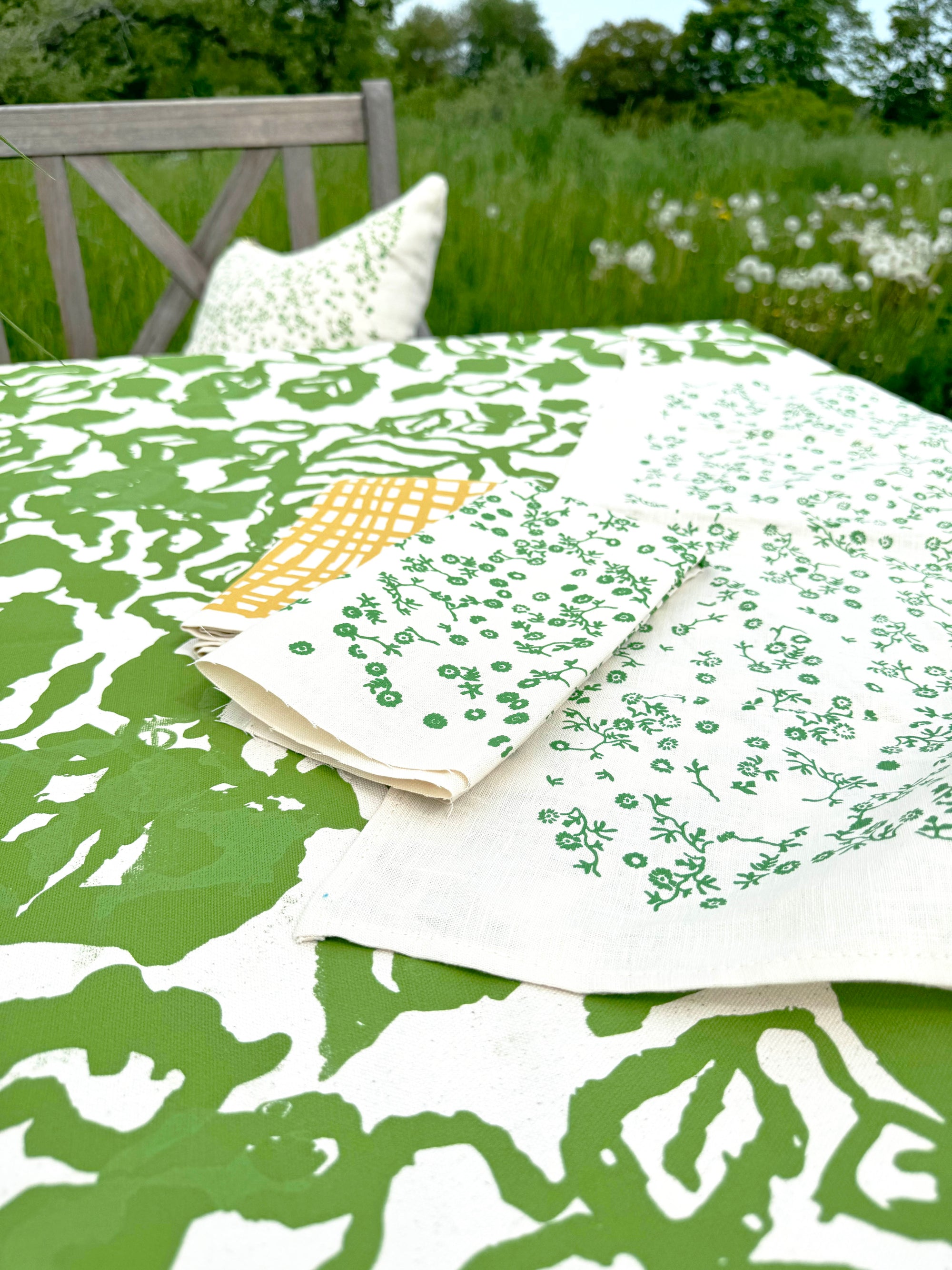 Tablecloth or Table Runner