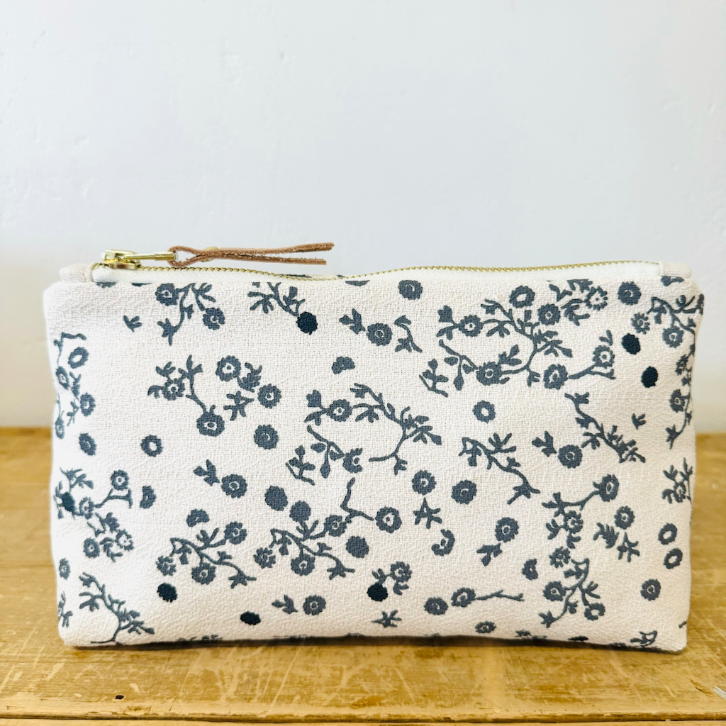 Laura Pouch