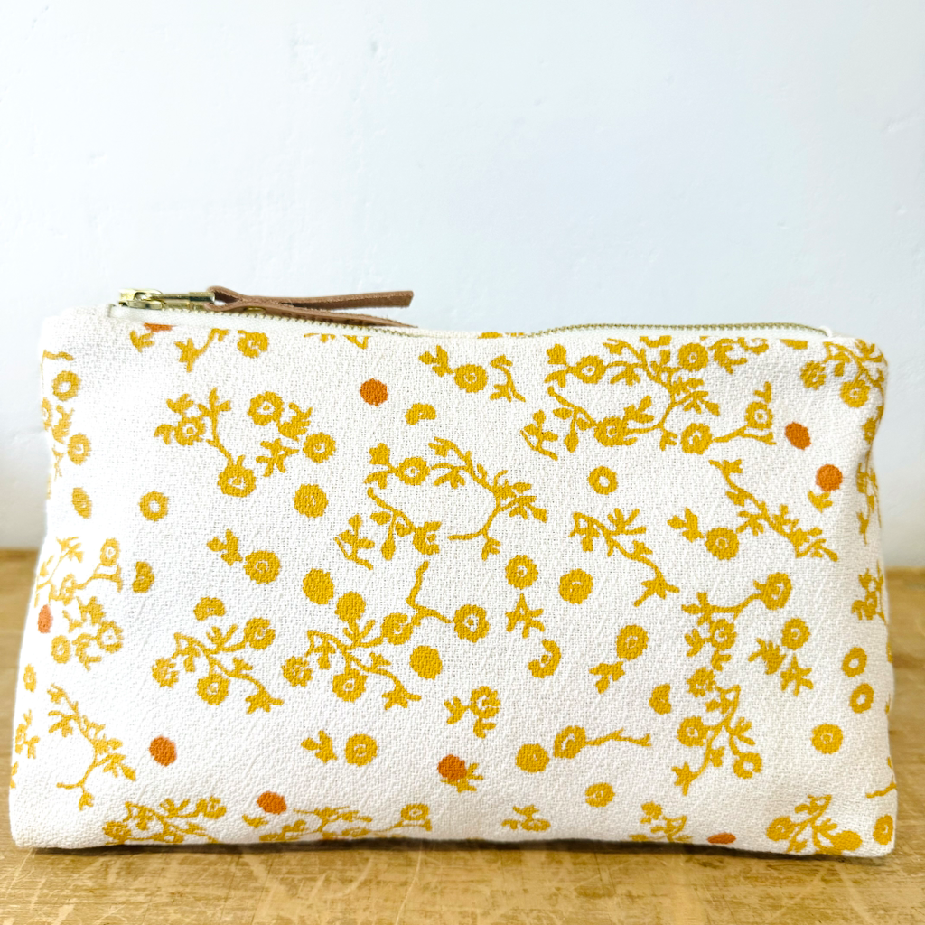 Laura Pouch