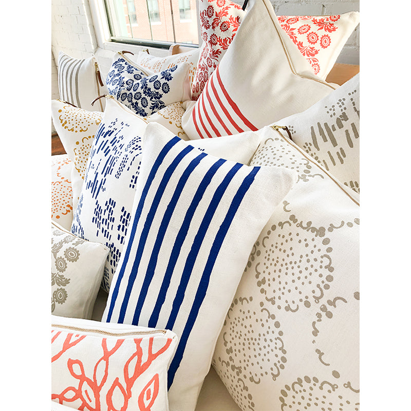 ROYAL 6 LINE LUMBAR PILLOW
