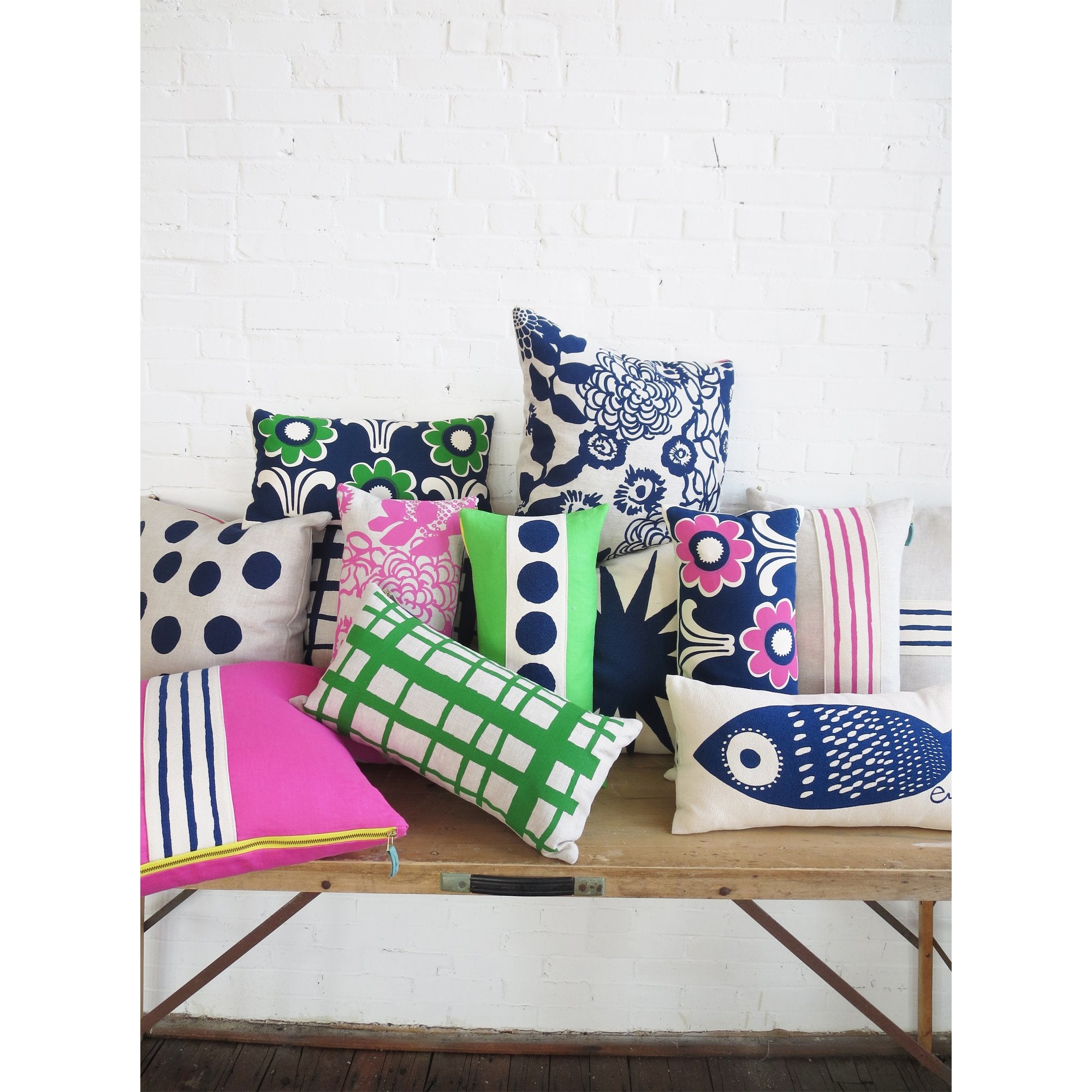 KELLY GREEN PICNIC OATMEAL LINEN PILLOW