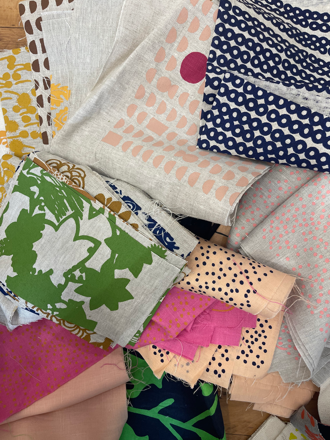 LINEN FABRIC SCRAPS