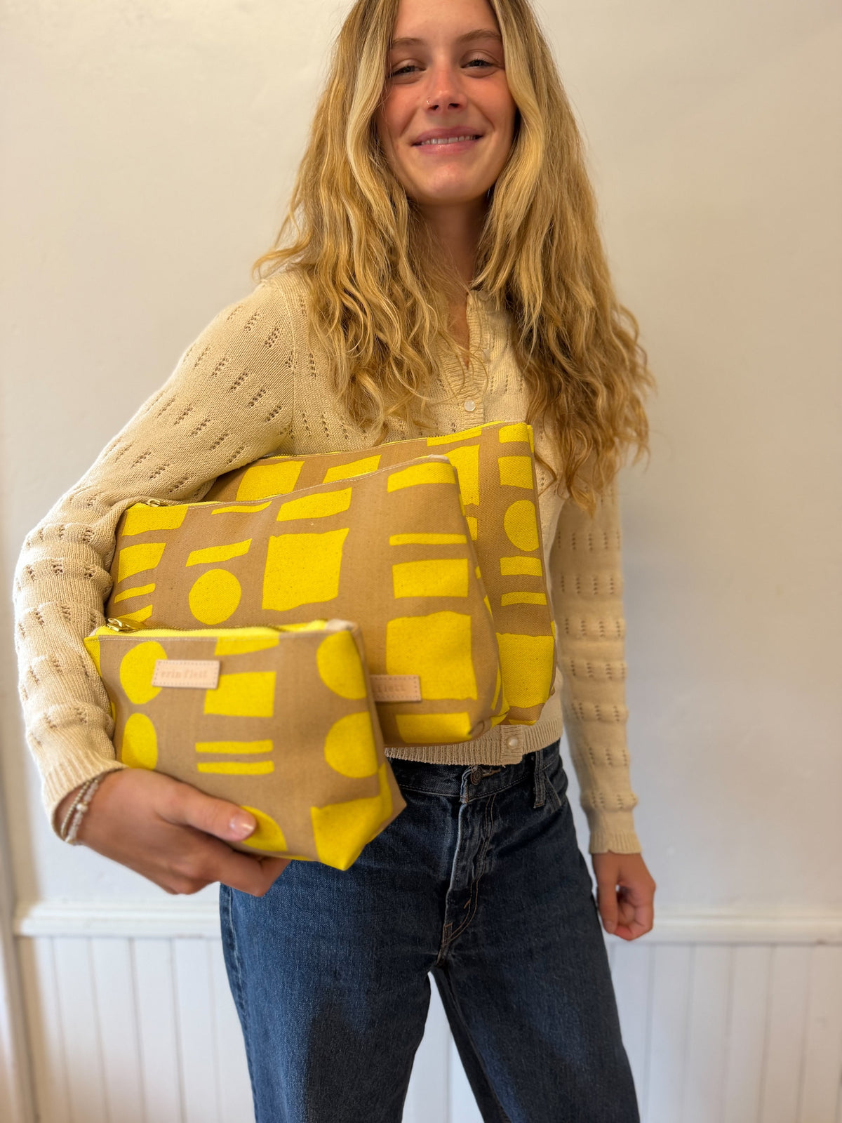 COATED CANVAS TRAVEL SET - CIRCLE SQUARE YELLOW