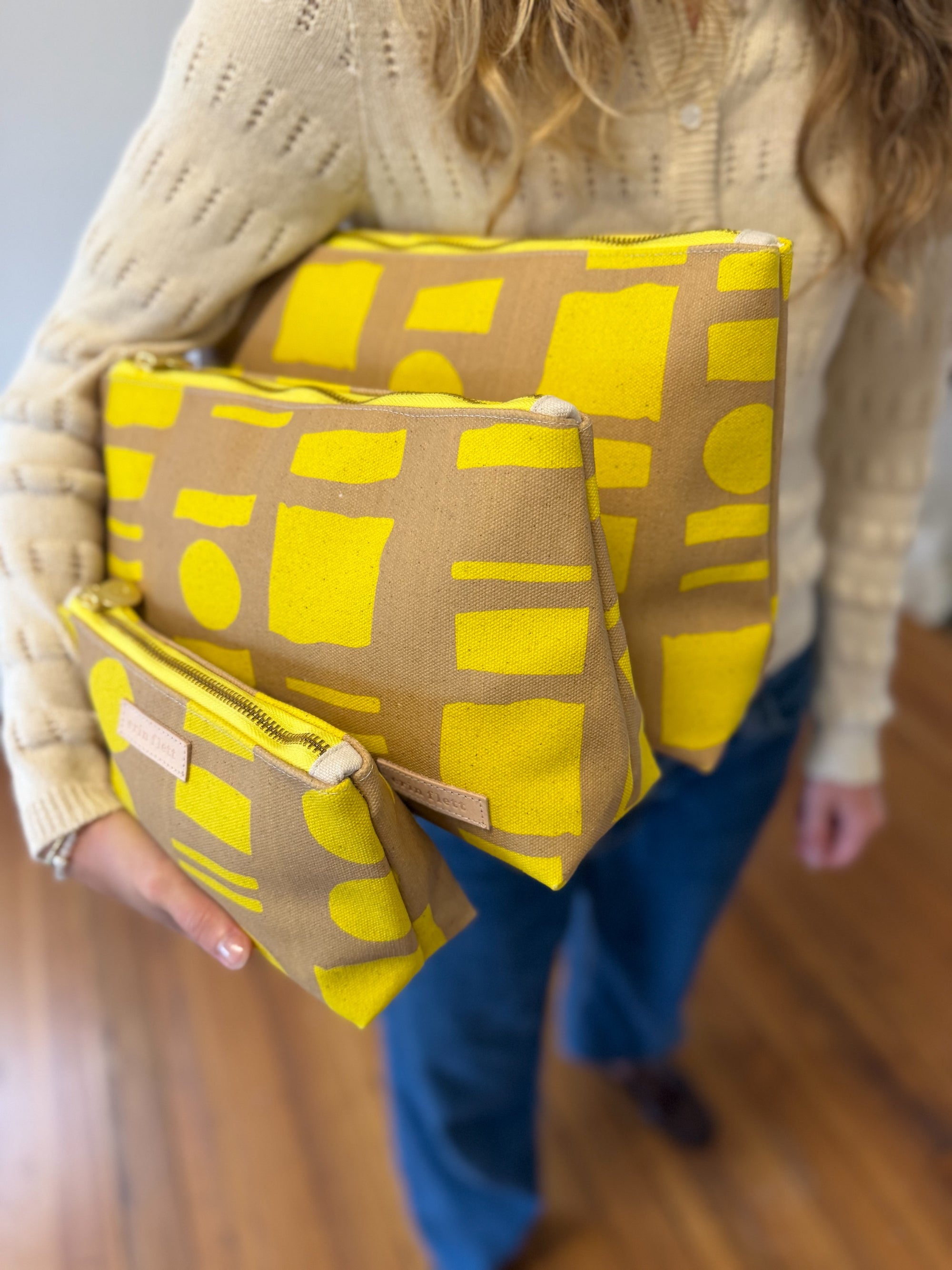 COATED CANVAS TRAVEL SET - CIRCLE SQUARE YELLOW