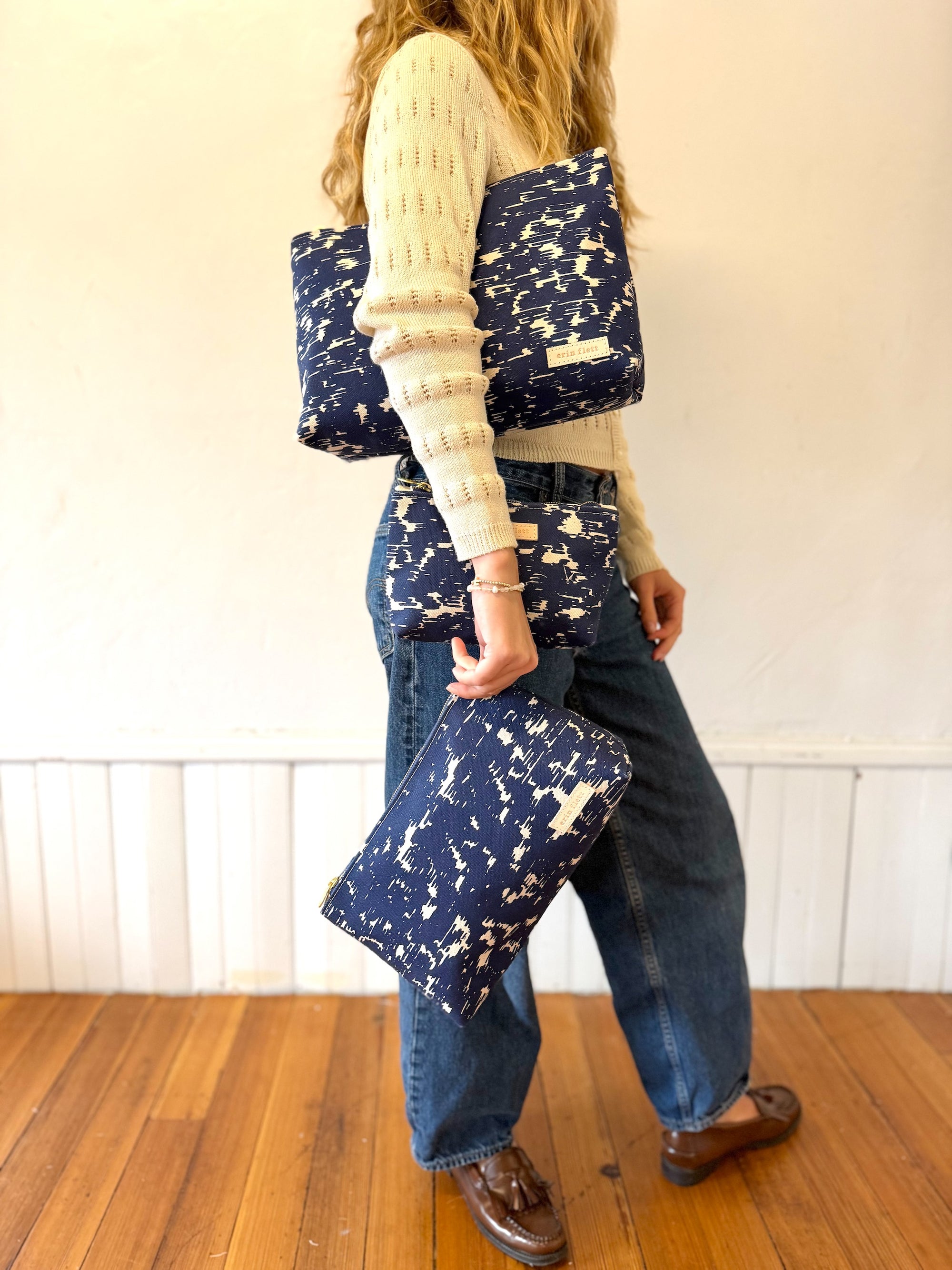 COATED CANVAS TRAVEL SET - NAVY CHARCOAL DESIGN
