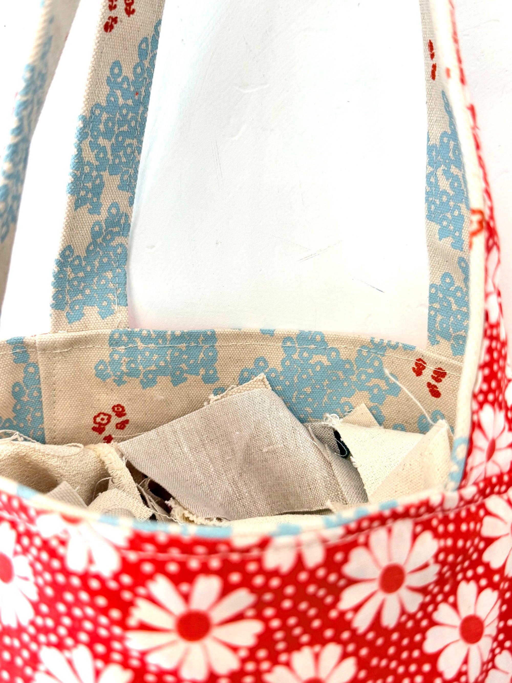 Vintage NEW SMALL Red Daisy Polka Dot Cotton BOHO Tote Bag - WITH Erin Flett print inside