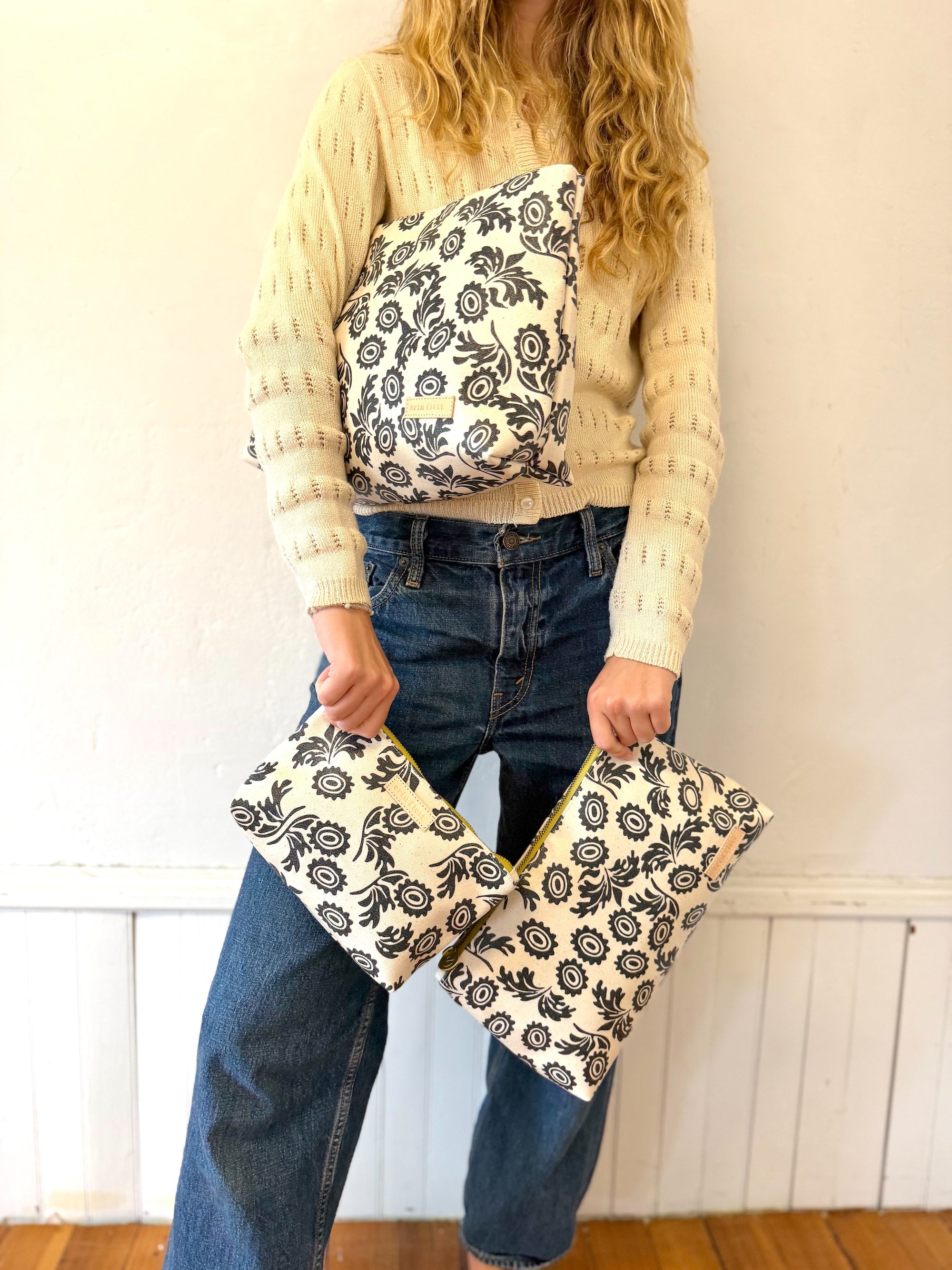 COATED CANVAS TRAVEL SET - WALLFLOWER DESIGN