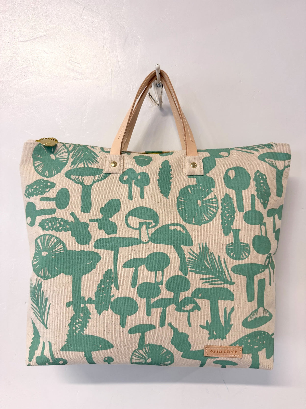 ONE OF A KIND ROBINS EGG FOLDER BAG