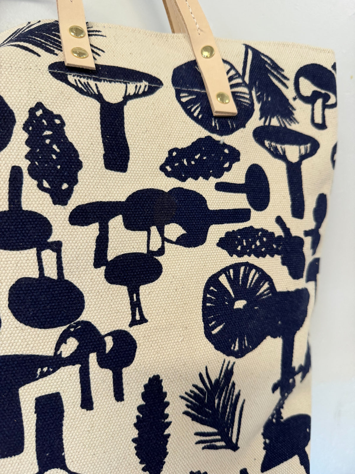 ONE OF A KIND NAVY MUSHROOM LARGE TRAVEL WEEKENDER