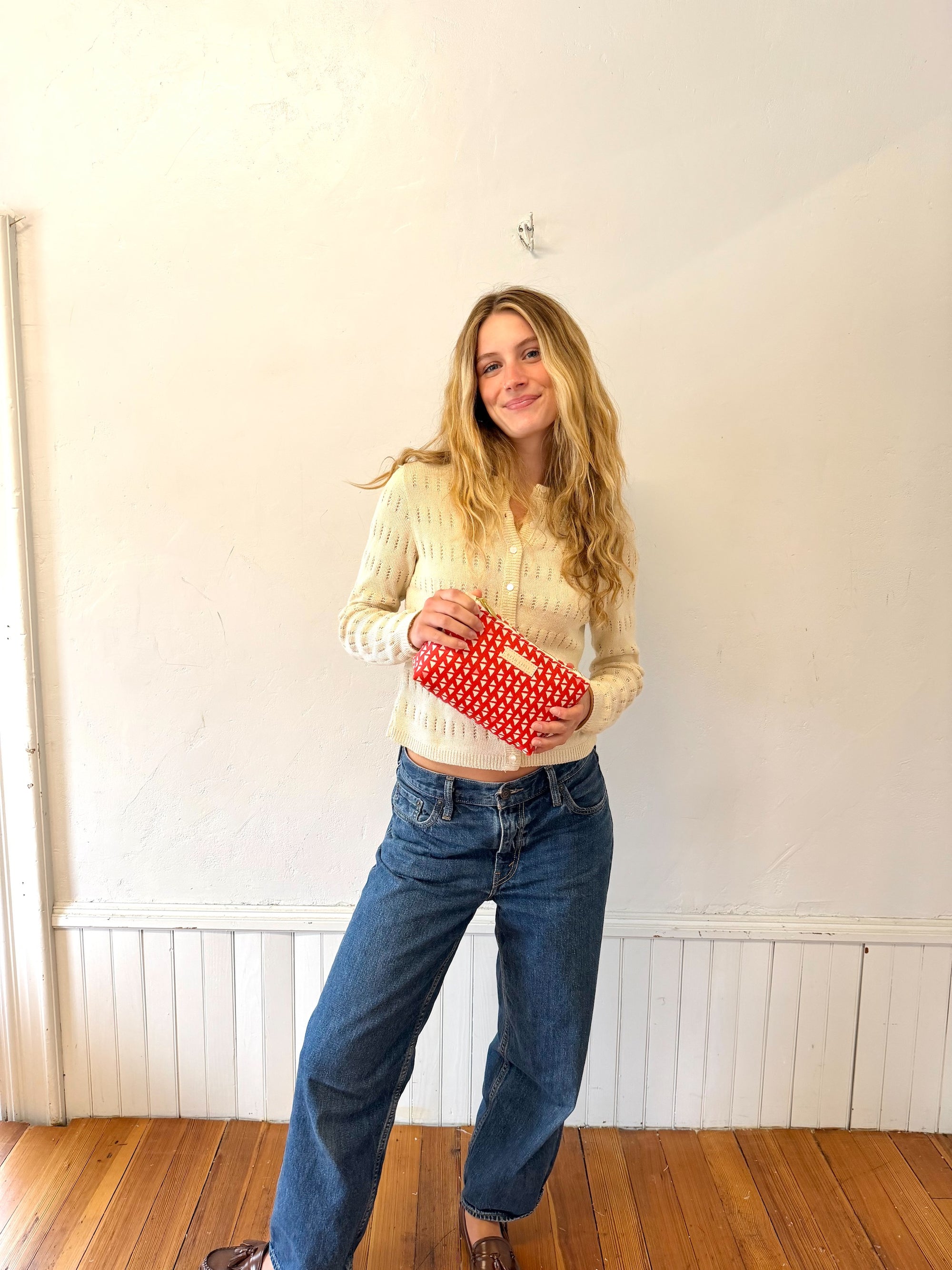 COATED CANVAS TRAVEL SET - RED TRIANGLES