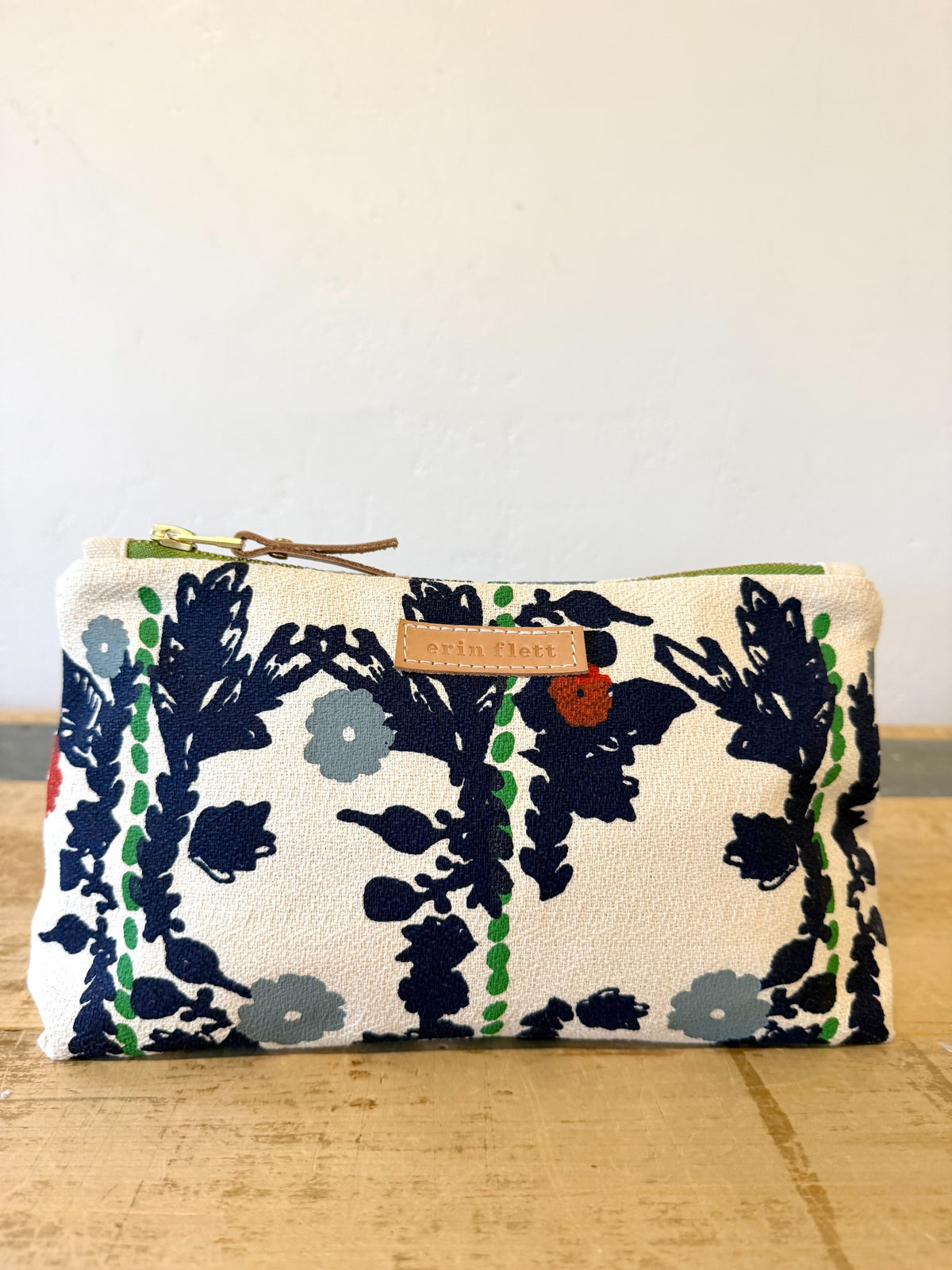 NAVY FOLKLORE LAURA BAG