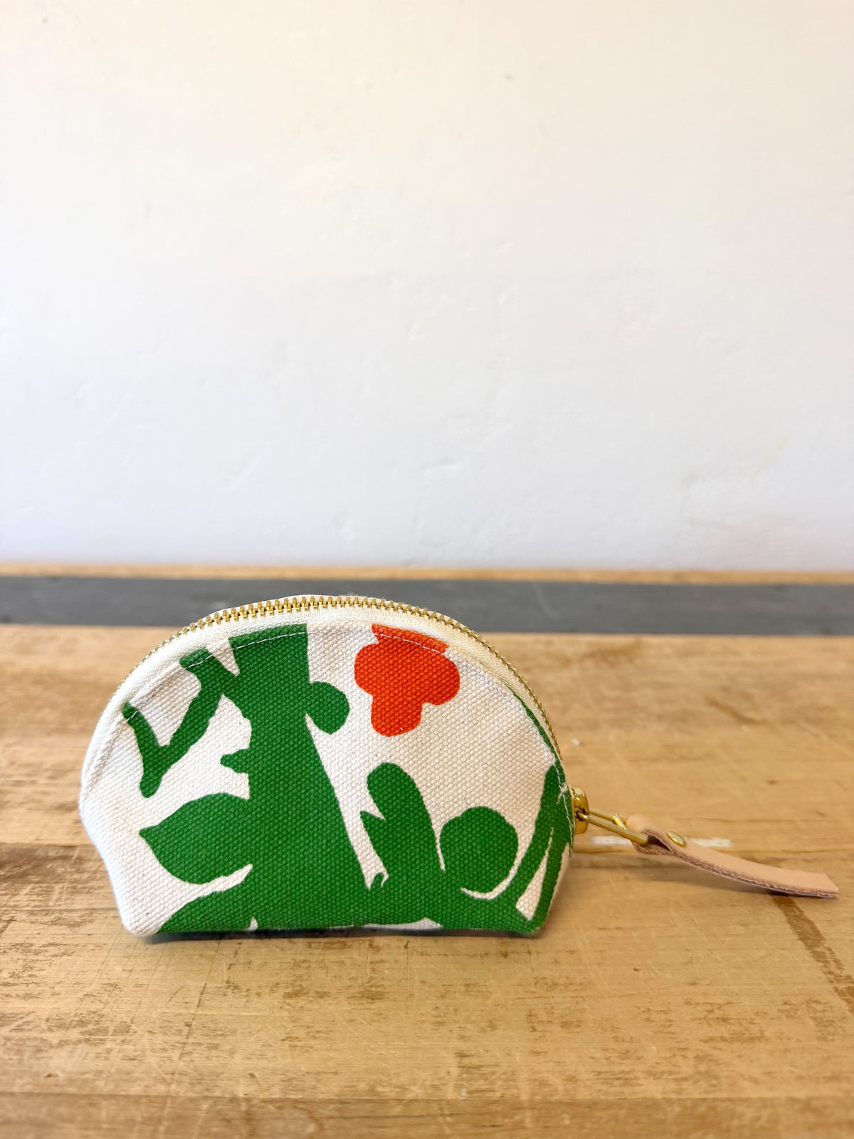 KELLY LEMON TREE DARLENE CLAM SHELL ZIP