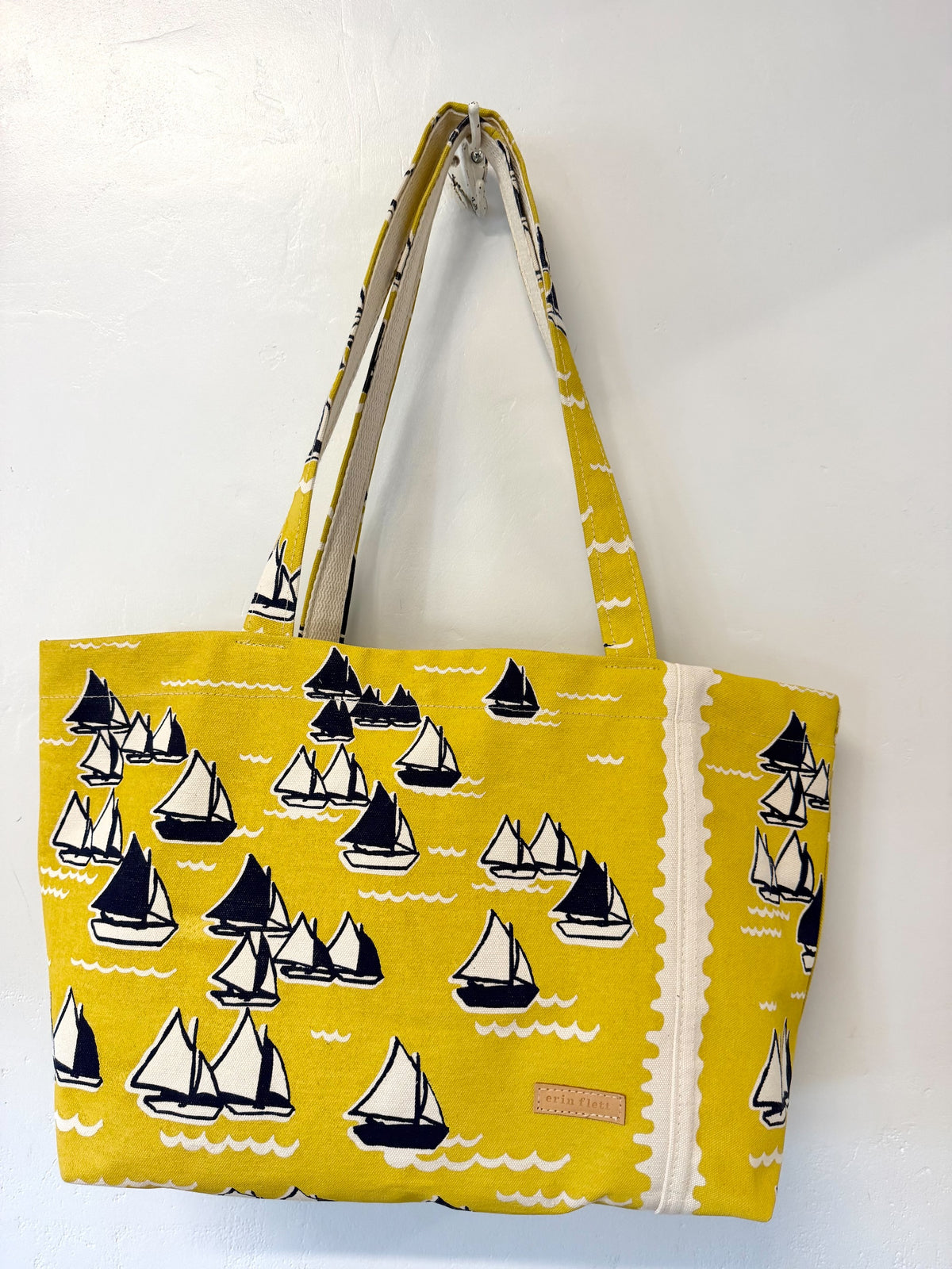 YELLOW SAILING MIKA TOTE