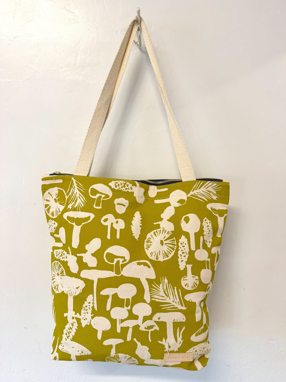 DOUBLE SIDED MUSHROOM SEA WEED CREW CARRY ALL