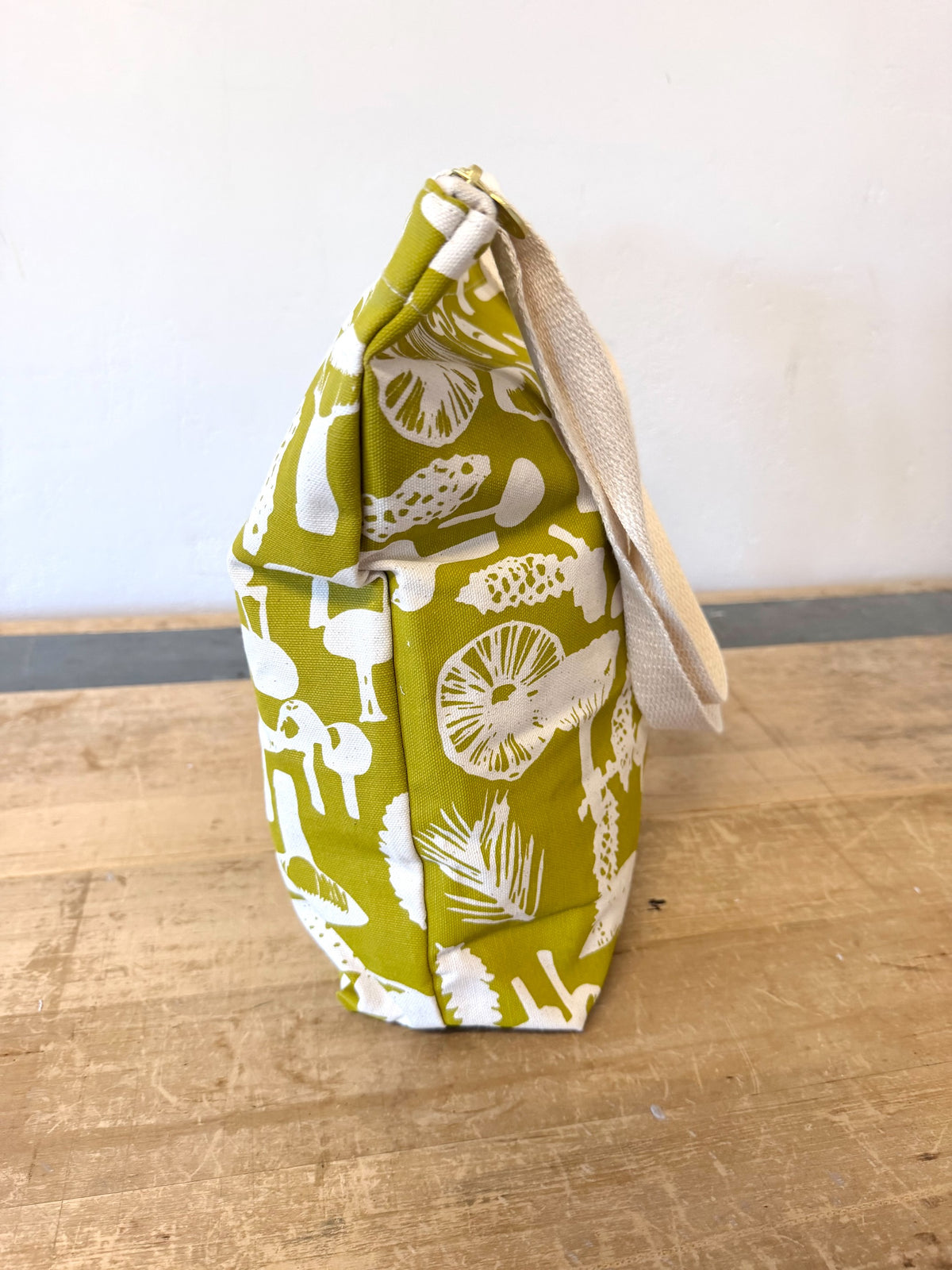 DOUBLE SIDED MUSHROOM SEA WEED CREW CARRY ALL