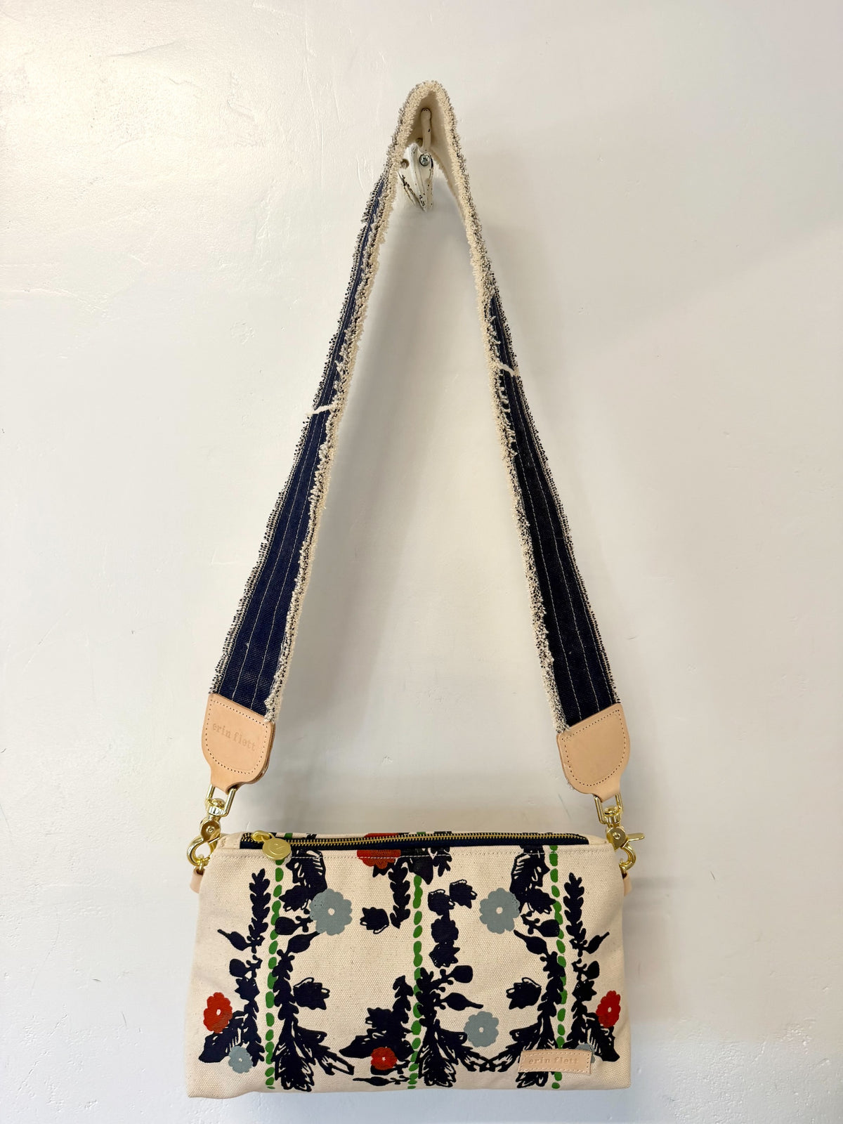 FOLKLORE JEN BAG + WIDE NAVY STRAP