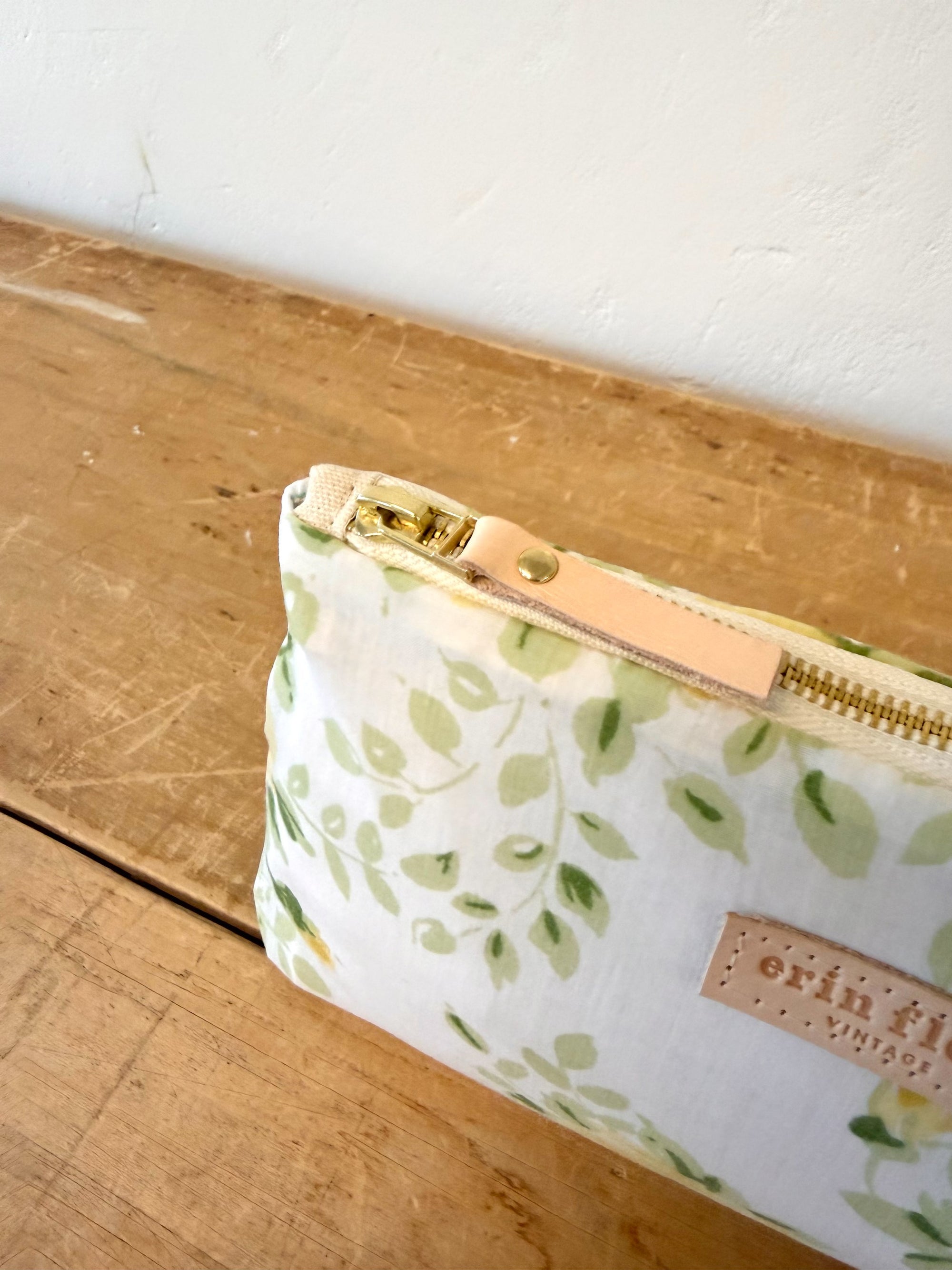 Vintage Laura Bag - Yellow Rose Floral - WITH Erin Flett print inside