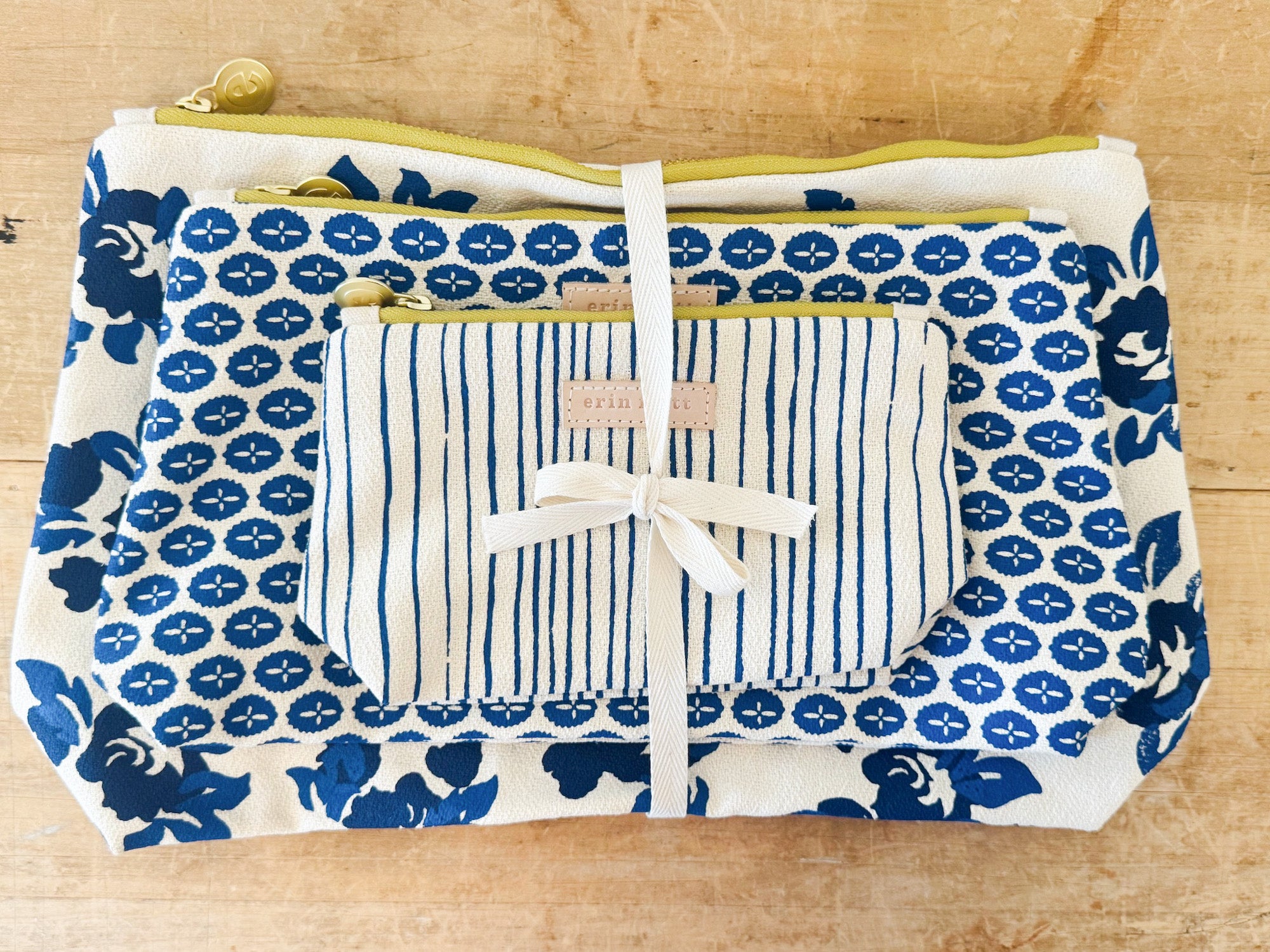 TRAVEL GIFT SET BUNDLE 6