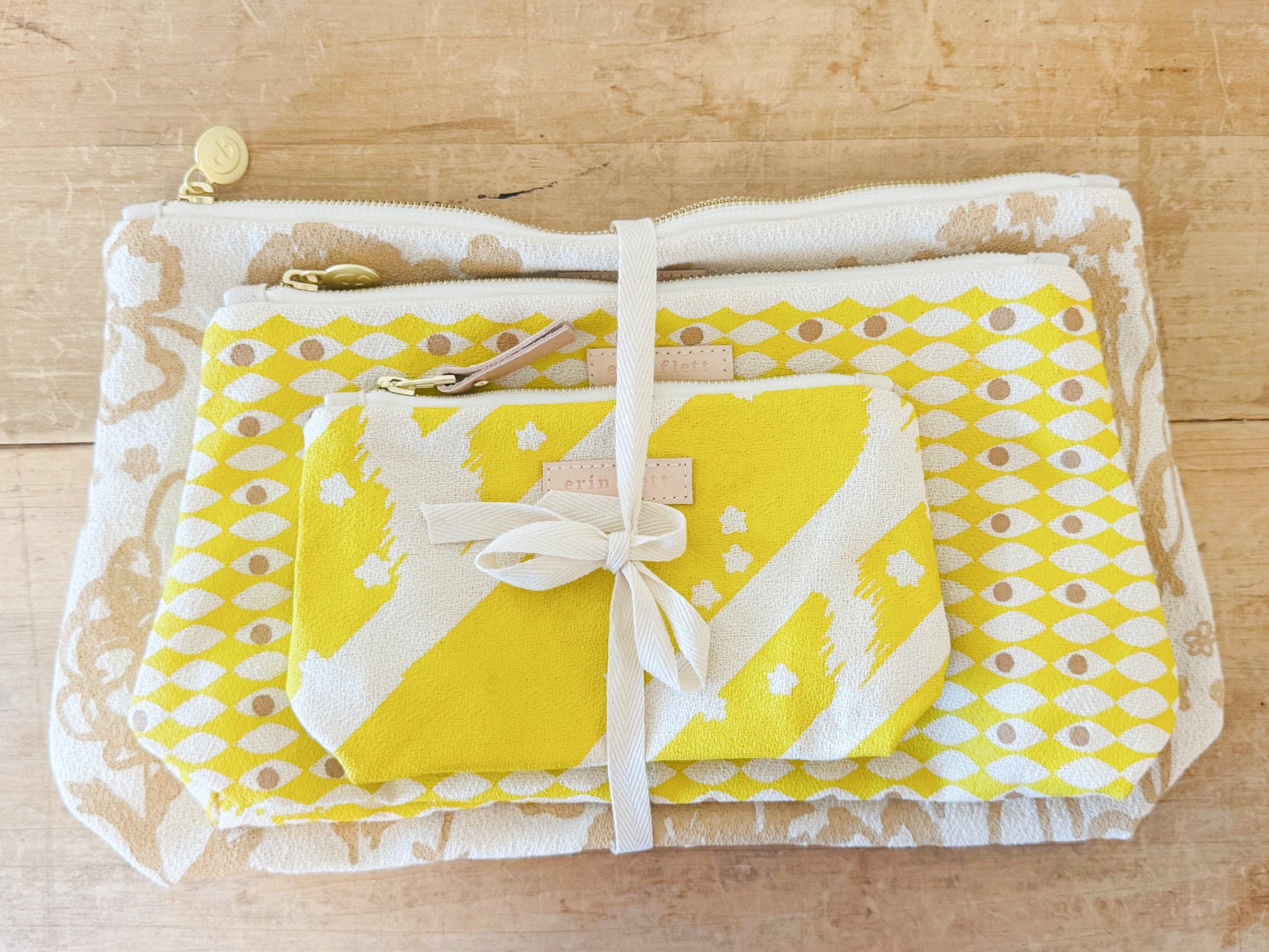 TRAVEL GIFT SET BUNDLE 8