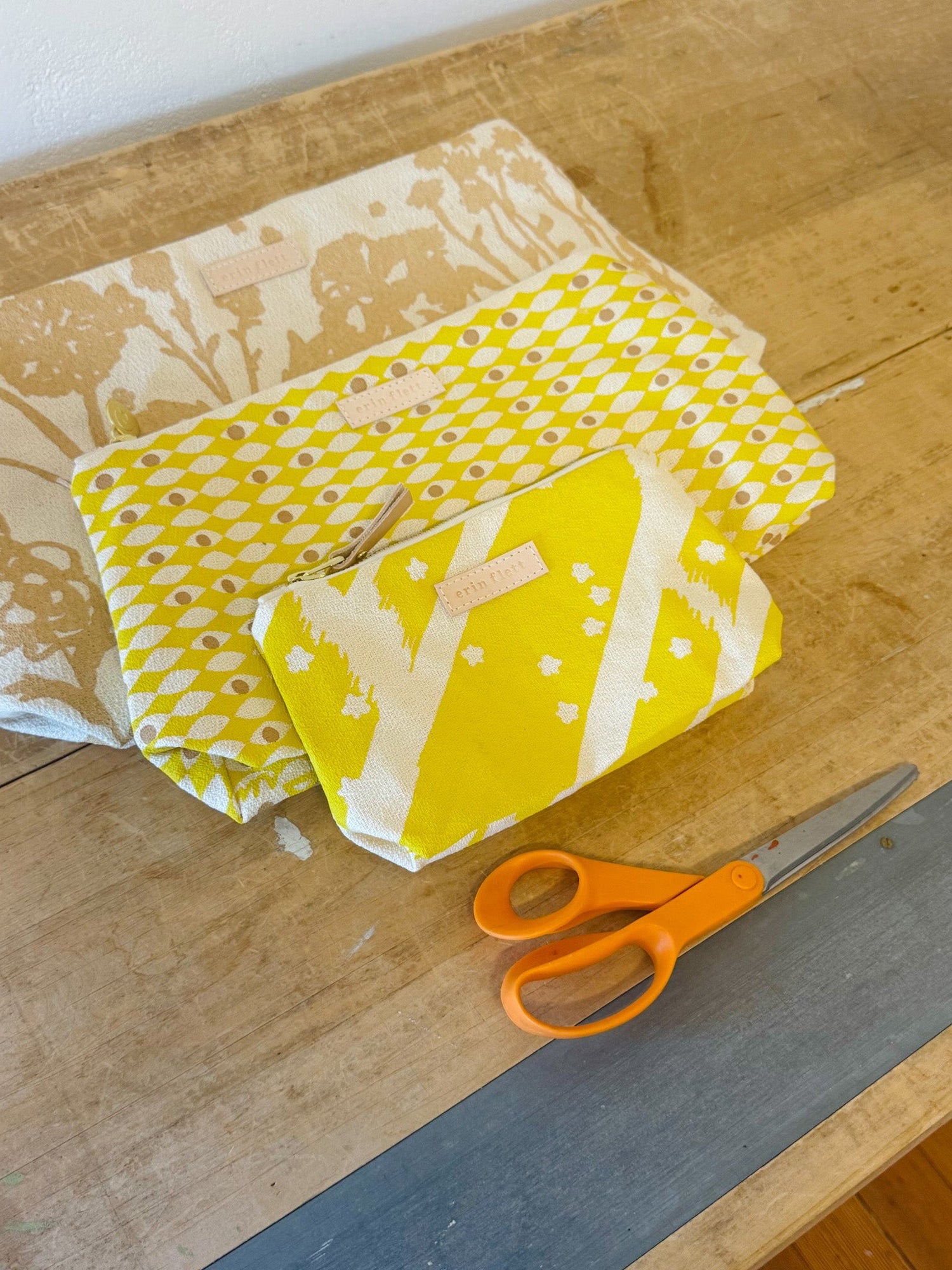 TRAVEL GIFT SET BUNDLE 8