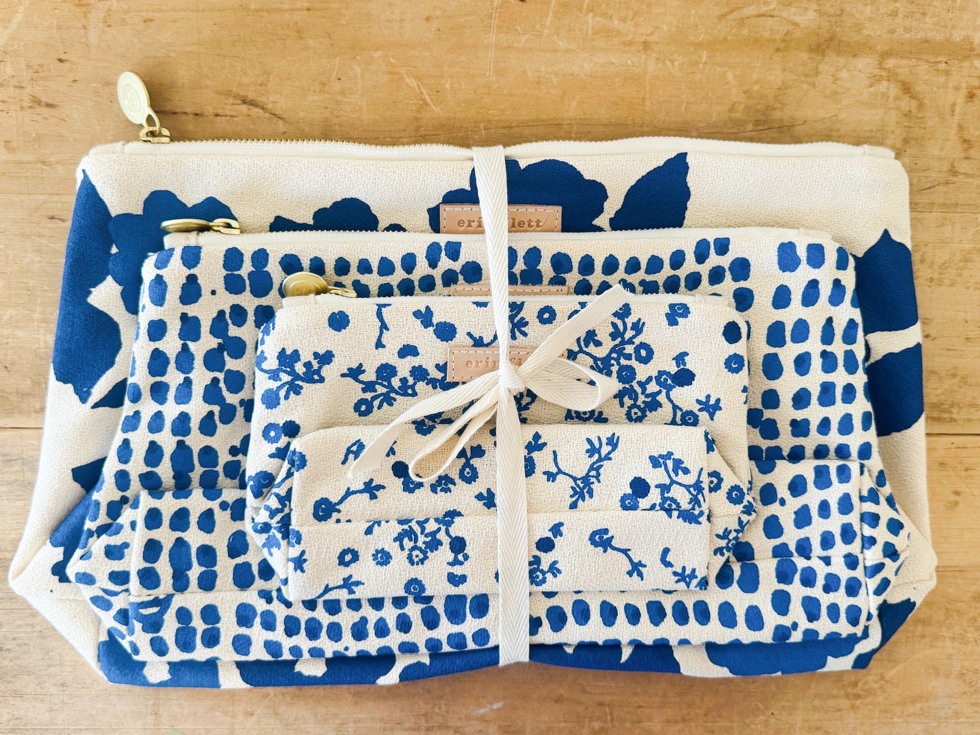 TRAVEL GIFT SET BUNDLE 16