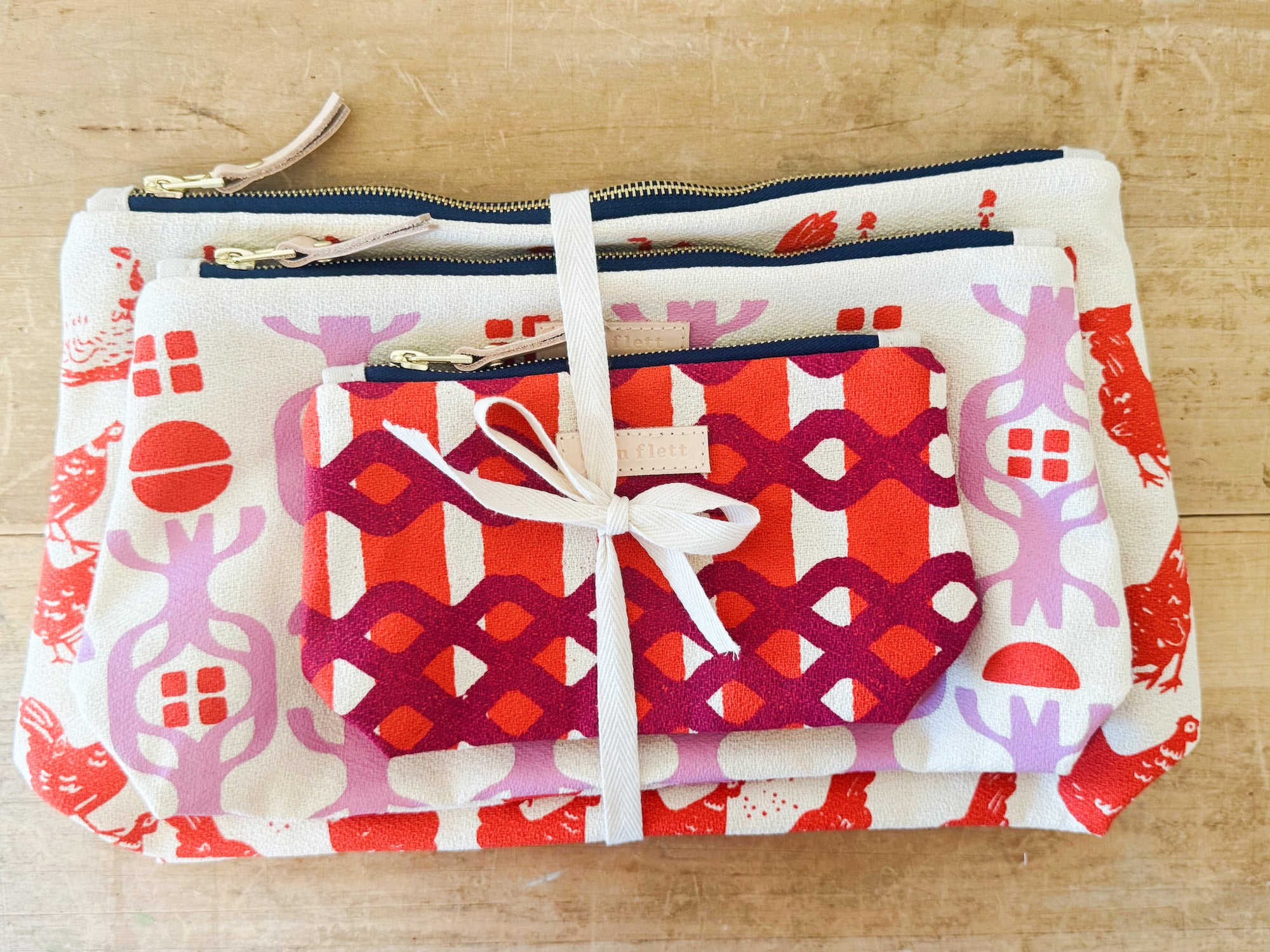 TRAVEL GIFT SET BUNDLE 19
