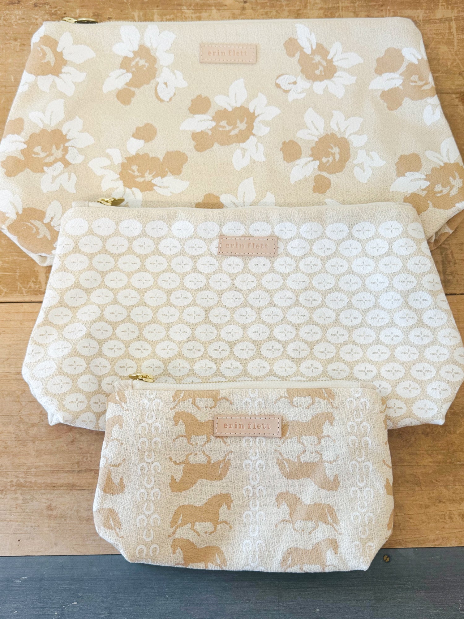 TRAVEL GIFT SET BUNDLE 24